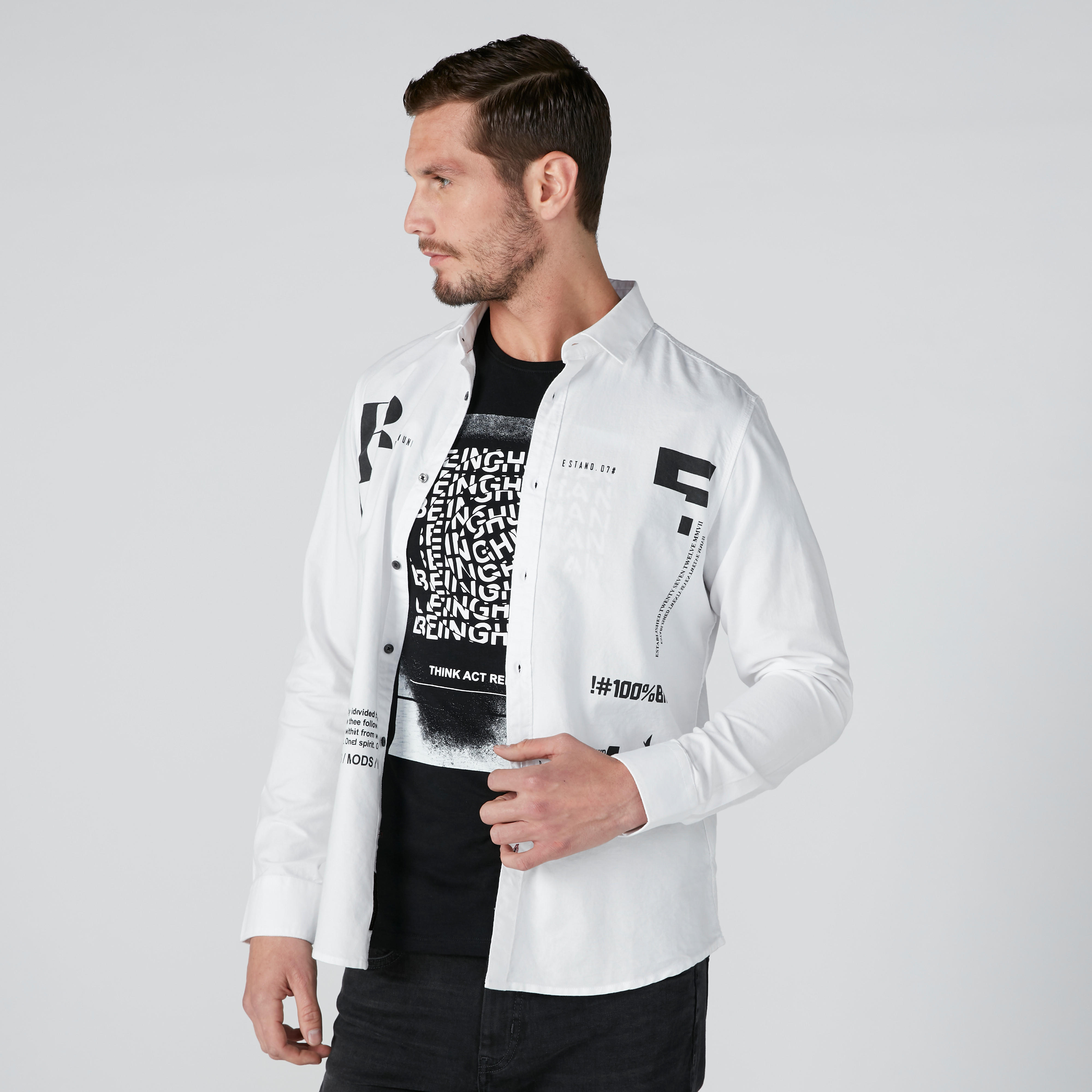 قميص مستدام سليم فيت بأكمام طويلة وطبعات بيينج هيومان-men-clothing-shirts-image-3