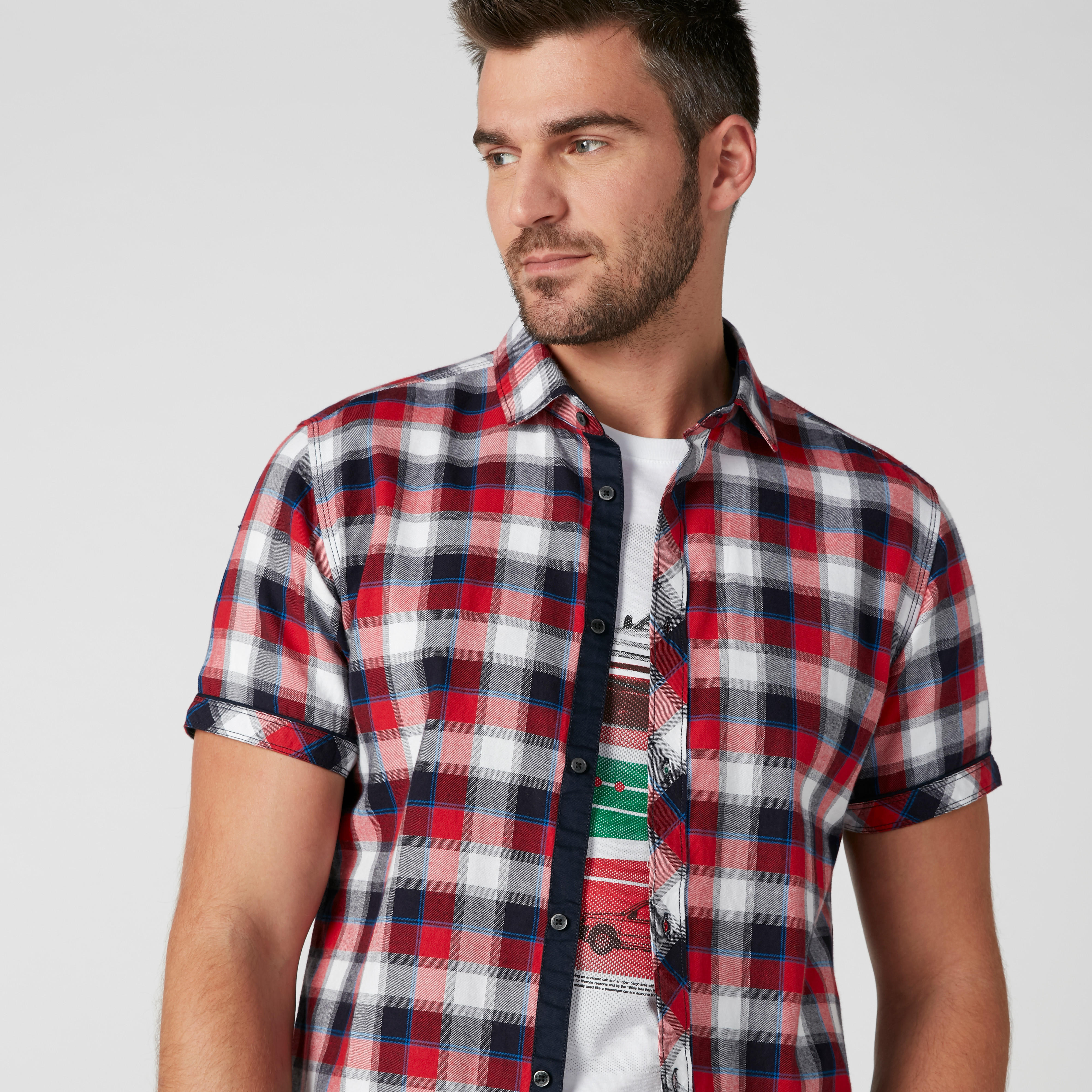 قميص مستدام كاروهات بقصّة عادية من بيينج هيومان-men-clothing-shirts-image-4