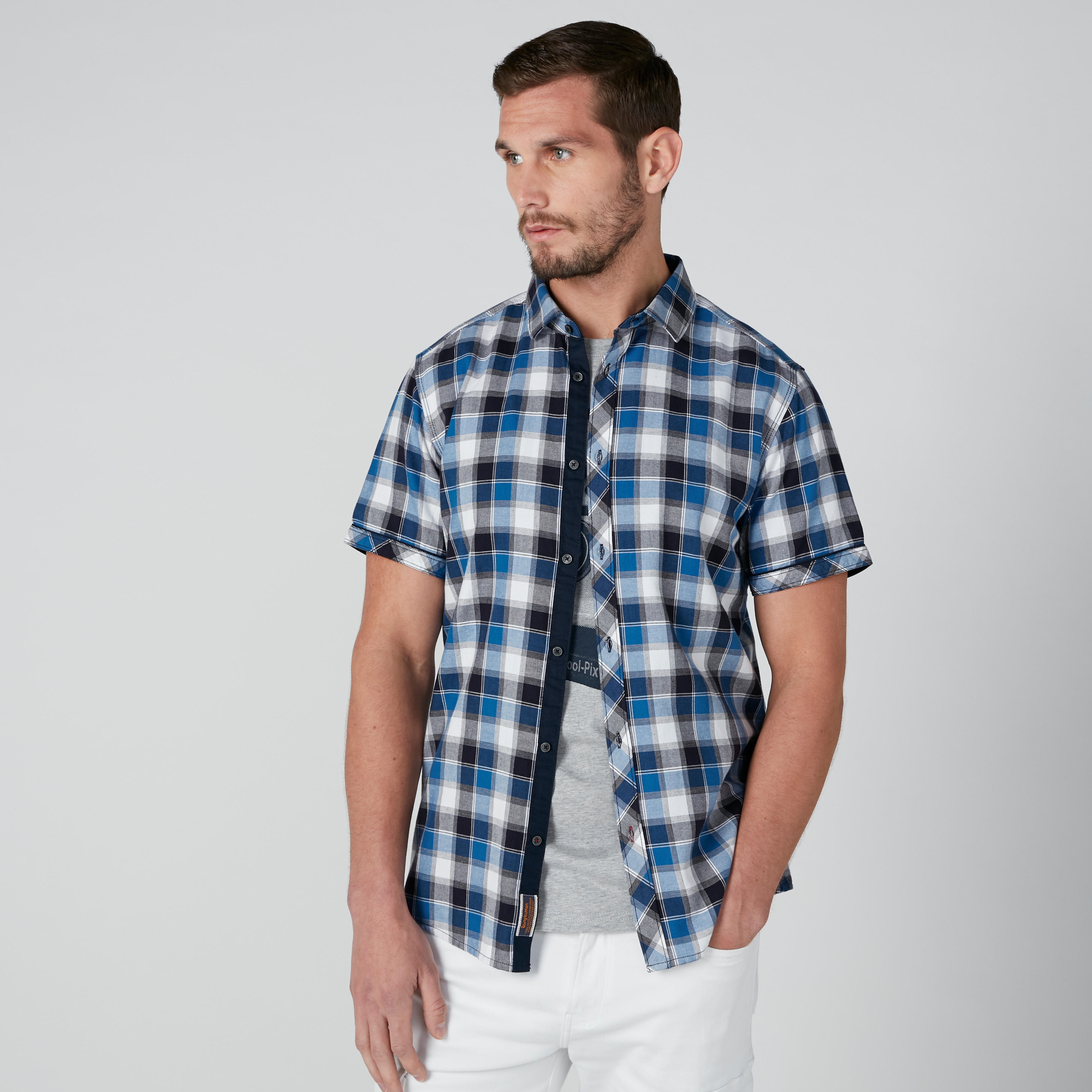 قميص مستدام كاروهات بقصّة عادية من بيينج هيومان-men-clothing-shirts-image-8