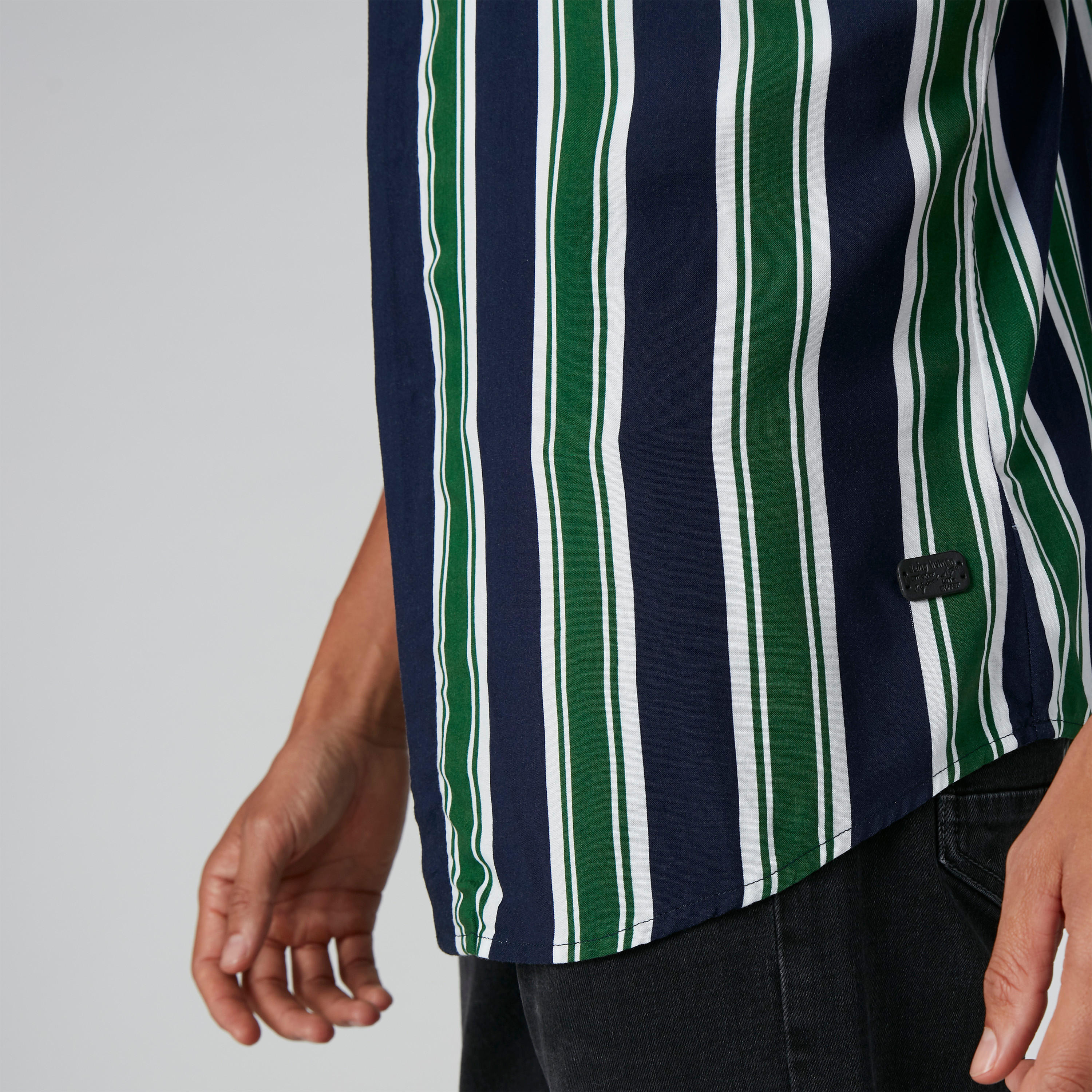 قميص مستدام مقلم بأكمام قصيرة بيينج هيومان-men-clothing-shirts-image-2