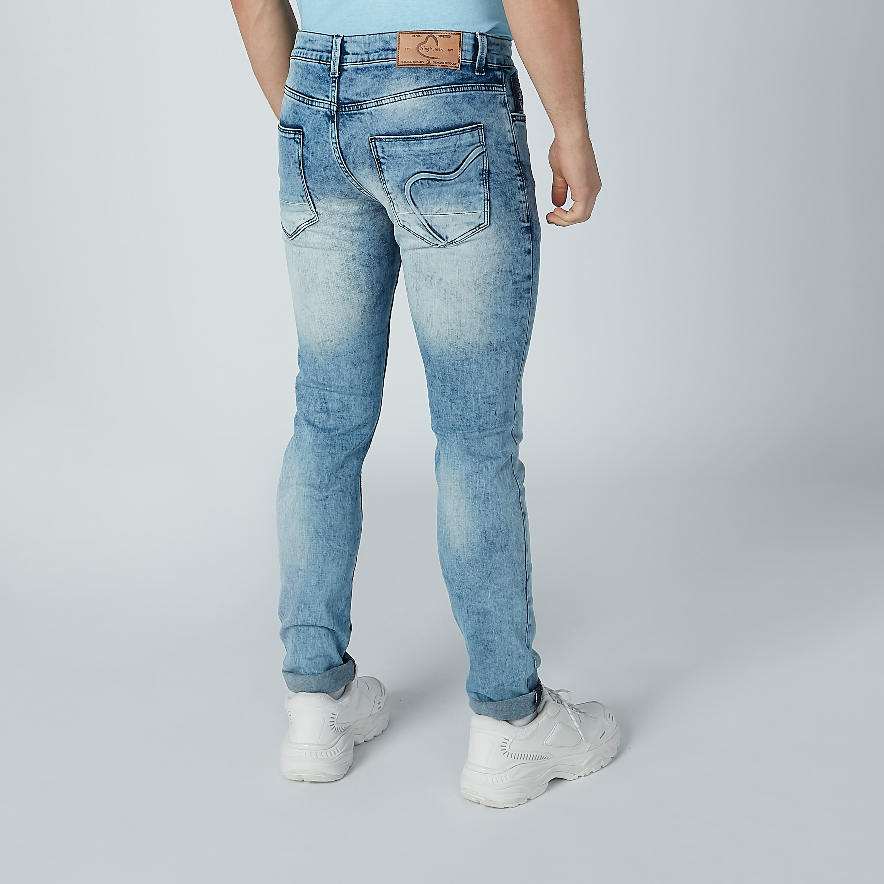 بنطلون جينز مستدام سكيني بخصر منخفض بيينج هيومان-men-clothing-bottoms-jeans-image-6