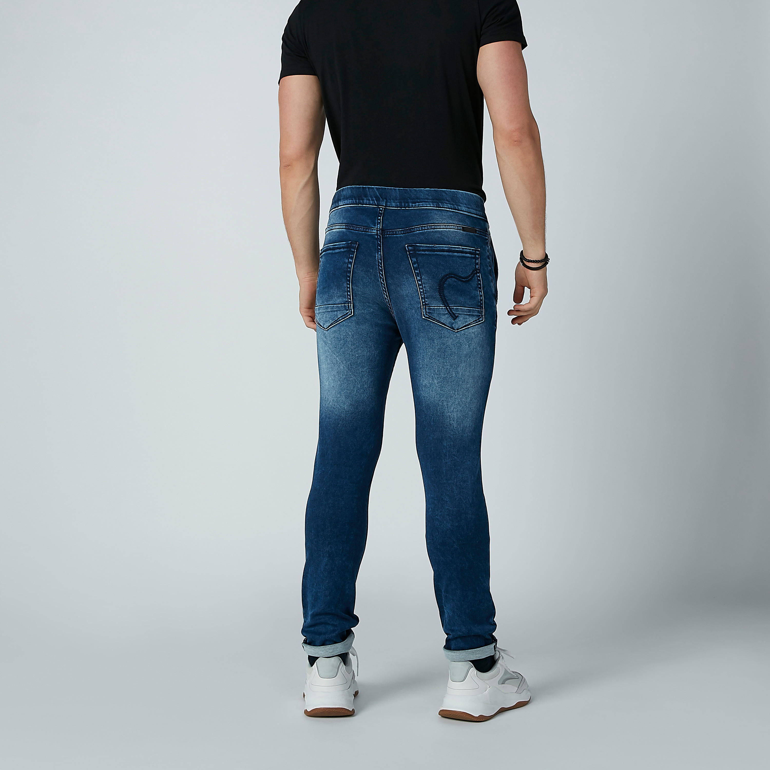 بنطلون جينز مستدام برباط وخصر منخفض من بيينج هيومان-men-clothing-bottoms-jeans-image-5