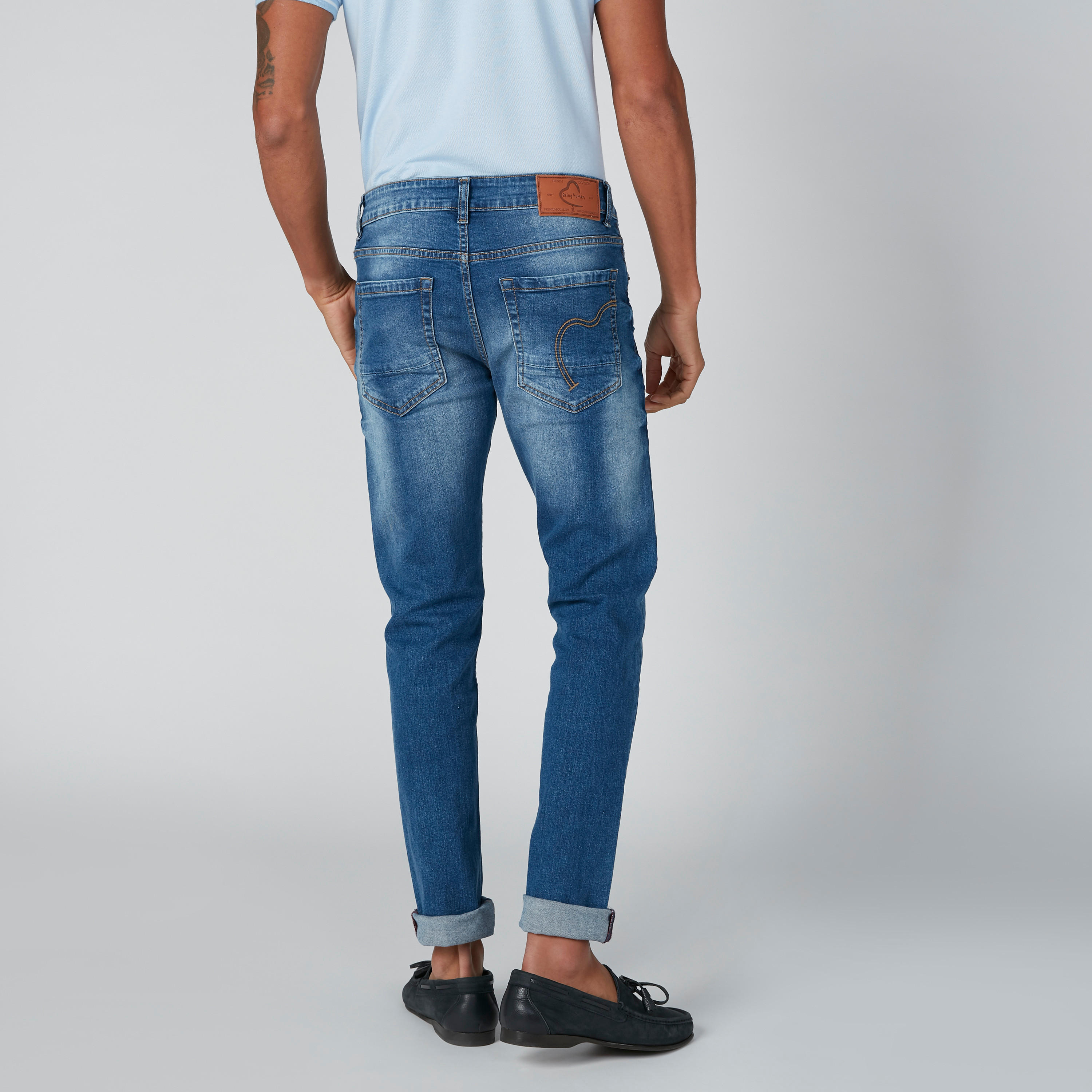 بنطلون مستدام جينز سكيني بخصر منخفض من بيينج هيومان-men-clothing-bottoms-jeans-image-1