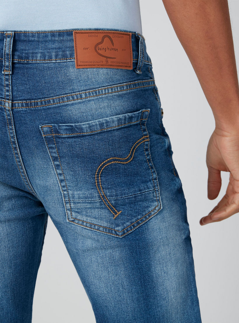 بنطلون مستدام جينز سكيني بخصر منخفض من بيينج هيومان-men-clothing-bottoms-jeans-image-6