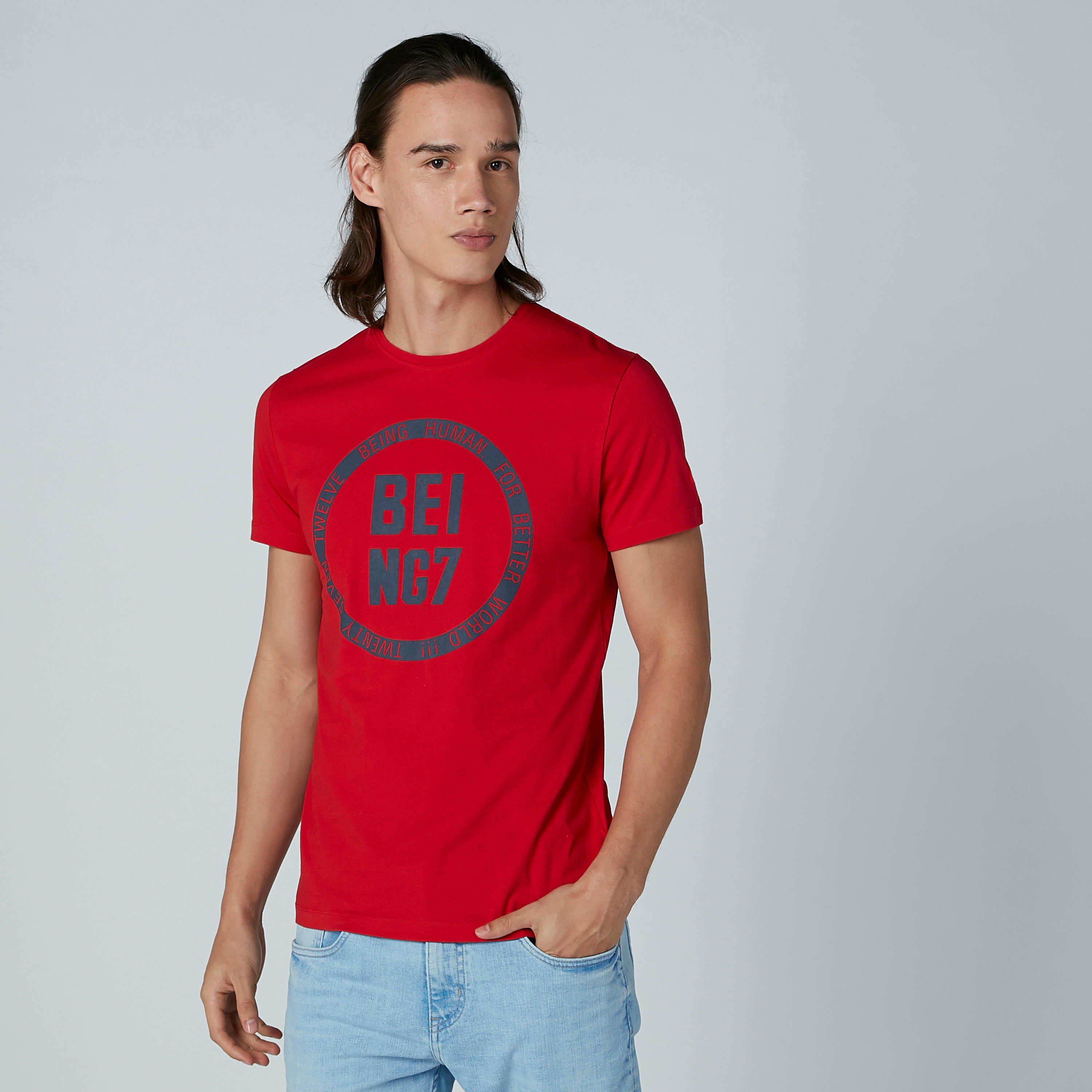 تيشيرت بياقة مستديرة وأكمام قصيرة وطبعات بيينج هيومان-men-clothing-tshirtsandpolos-tshirts-image-3