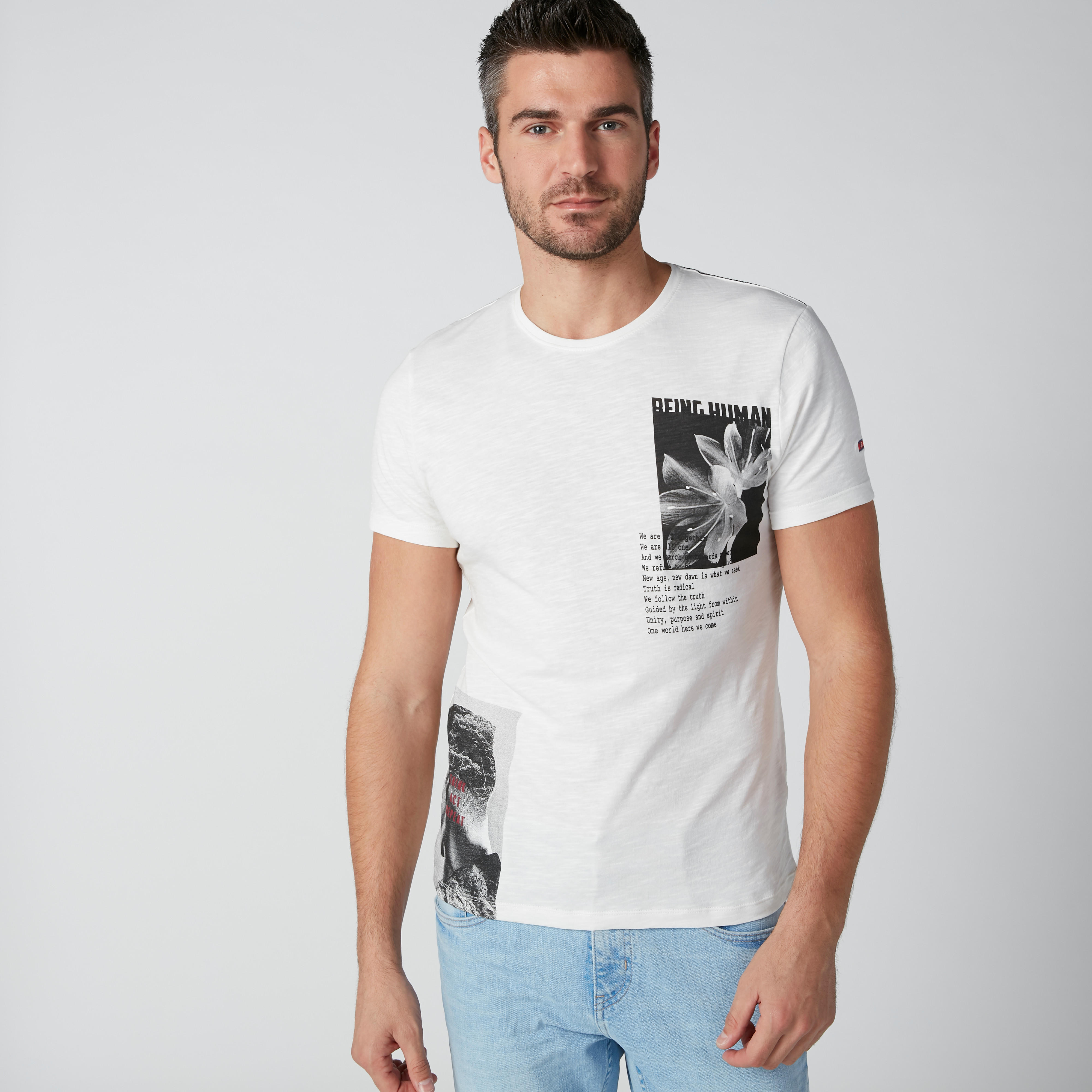 تيشيرت بقصّة عادية وياقة مستديرة وطبعات بيينج هيومان-men-clothing-tshirtsandpolos-tshirts-image-2