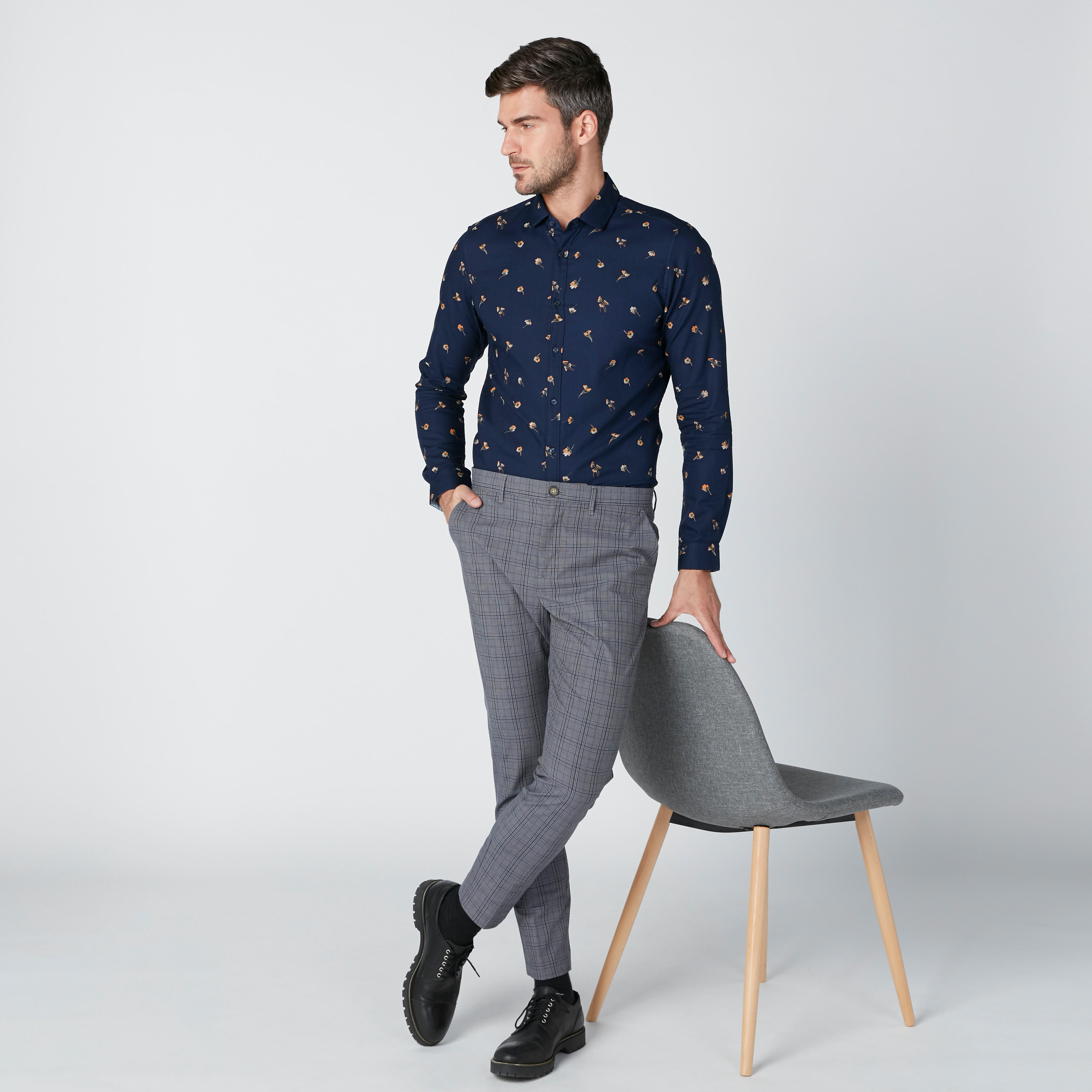 قميص سليم فيت بأكمام طويلة وطبعات بيينج هيومان-men-clothing-shirts-image-1