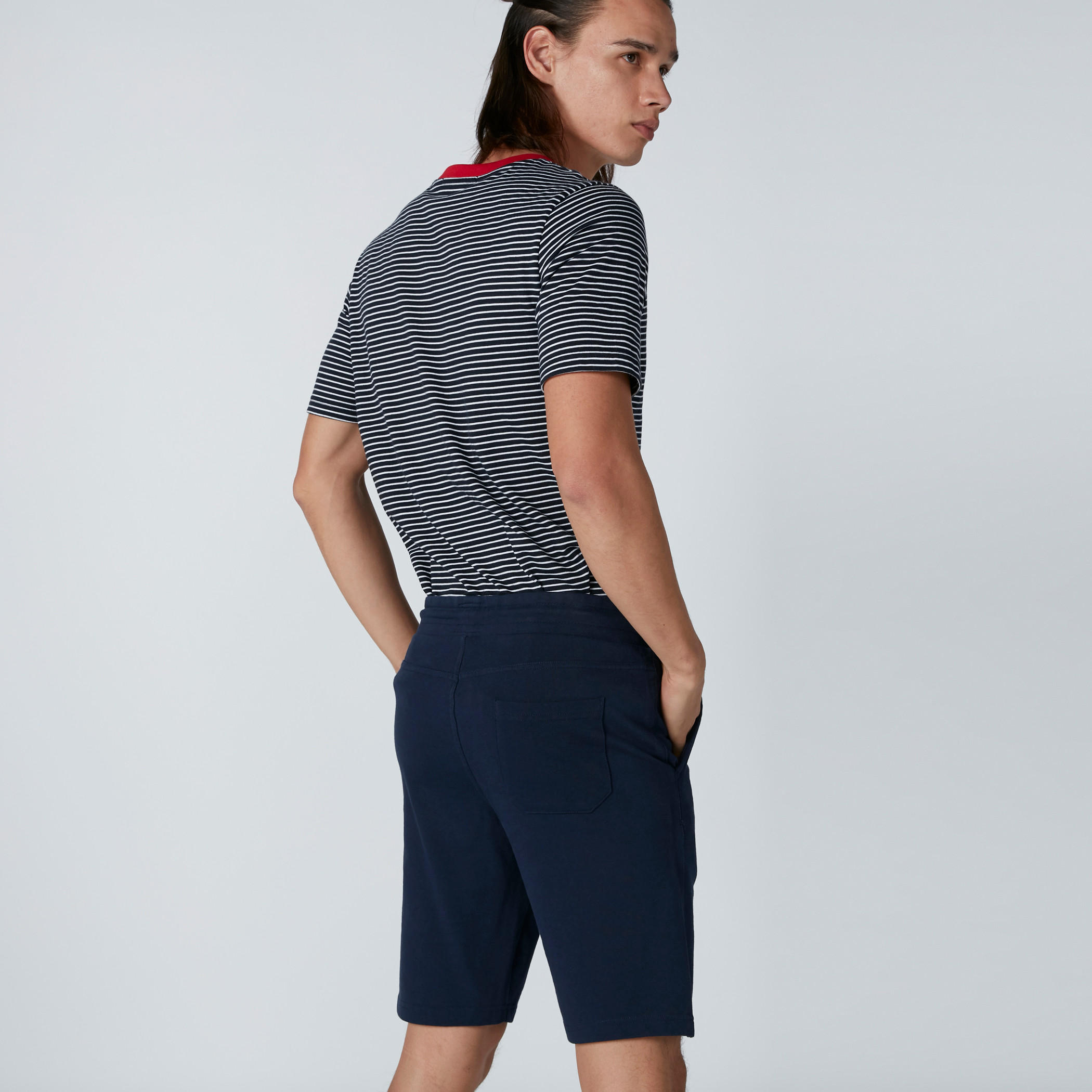 شورت برباط وجيوب وطبعات بيينج هيومان-men-clothing-bottoms-shorts-image-2