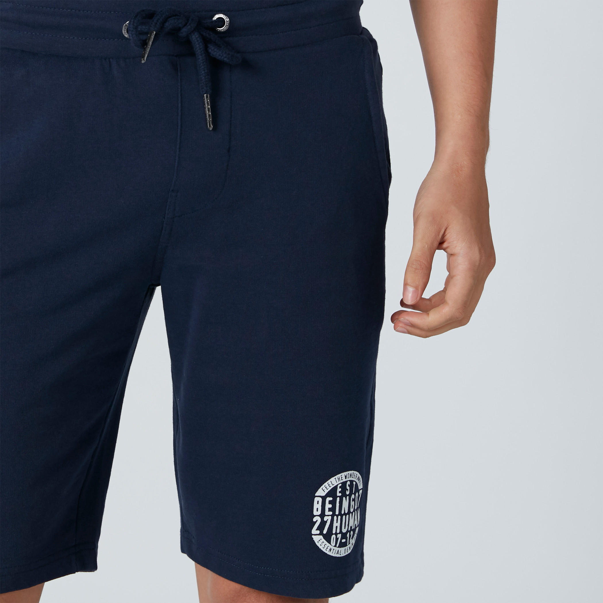 شورت برباط وجيوب وطبعات بيينج هيومان-men-clothing-bottoms-shorts-image-4