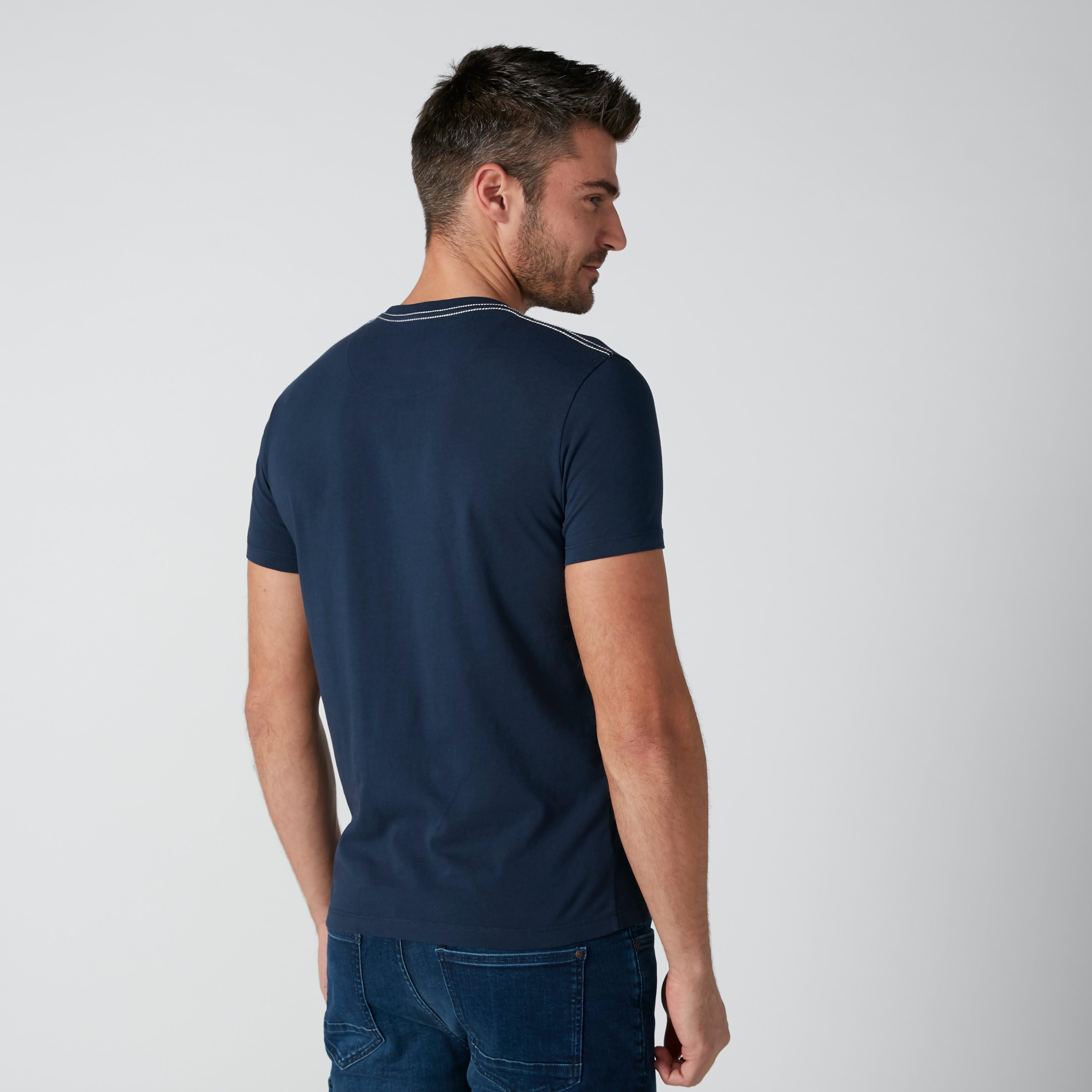 تيشيرت بياقة مستديرة وأكمام قصيرة وطبعات بيينج هيومان-men-clothing-tshirtsandpolos-tshirts-image-2