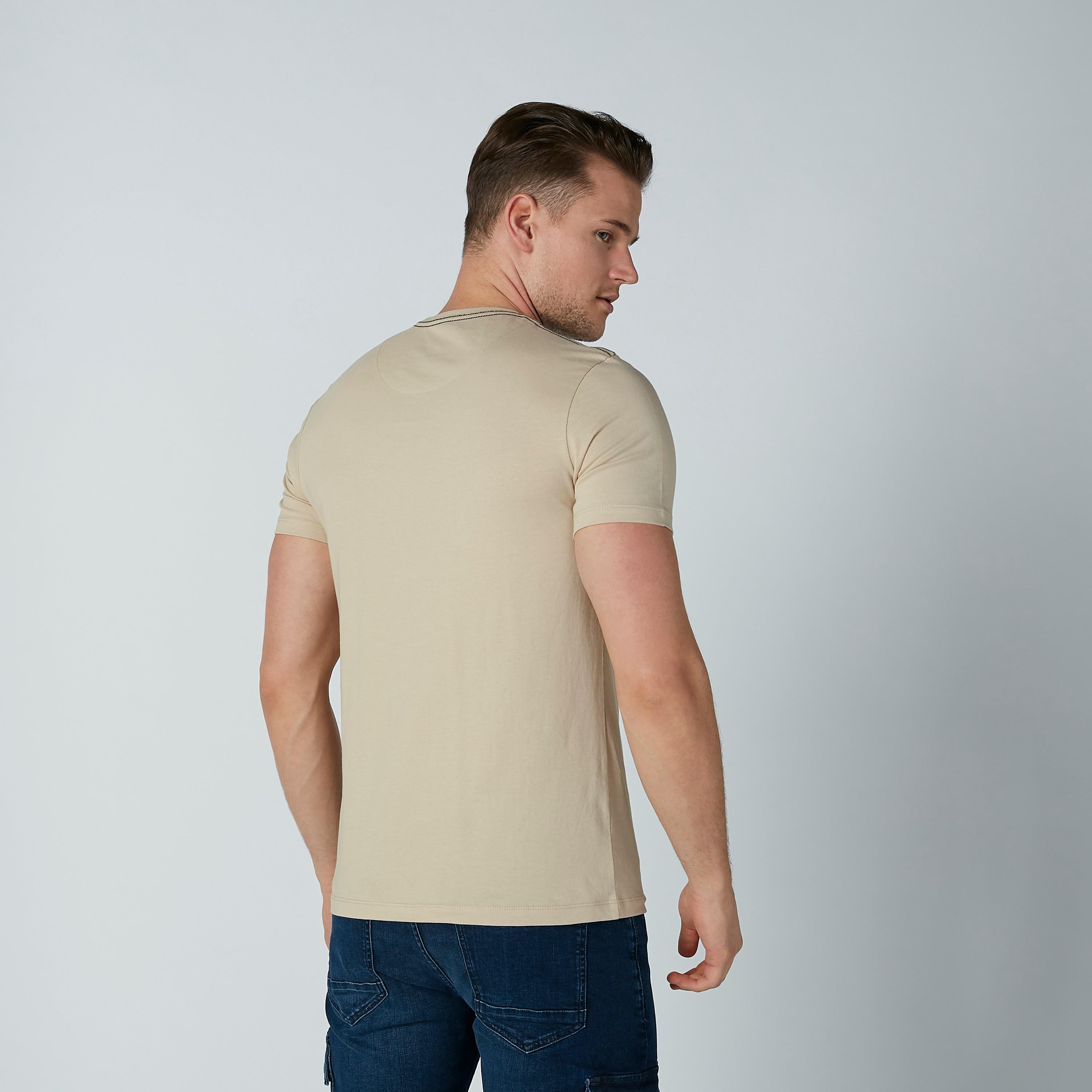 تيشيرت بأكمام قصيرة وطبعات بيينج هيومان-men-clothing-tshirtsandpolos-tshirts-image-2