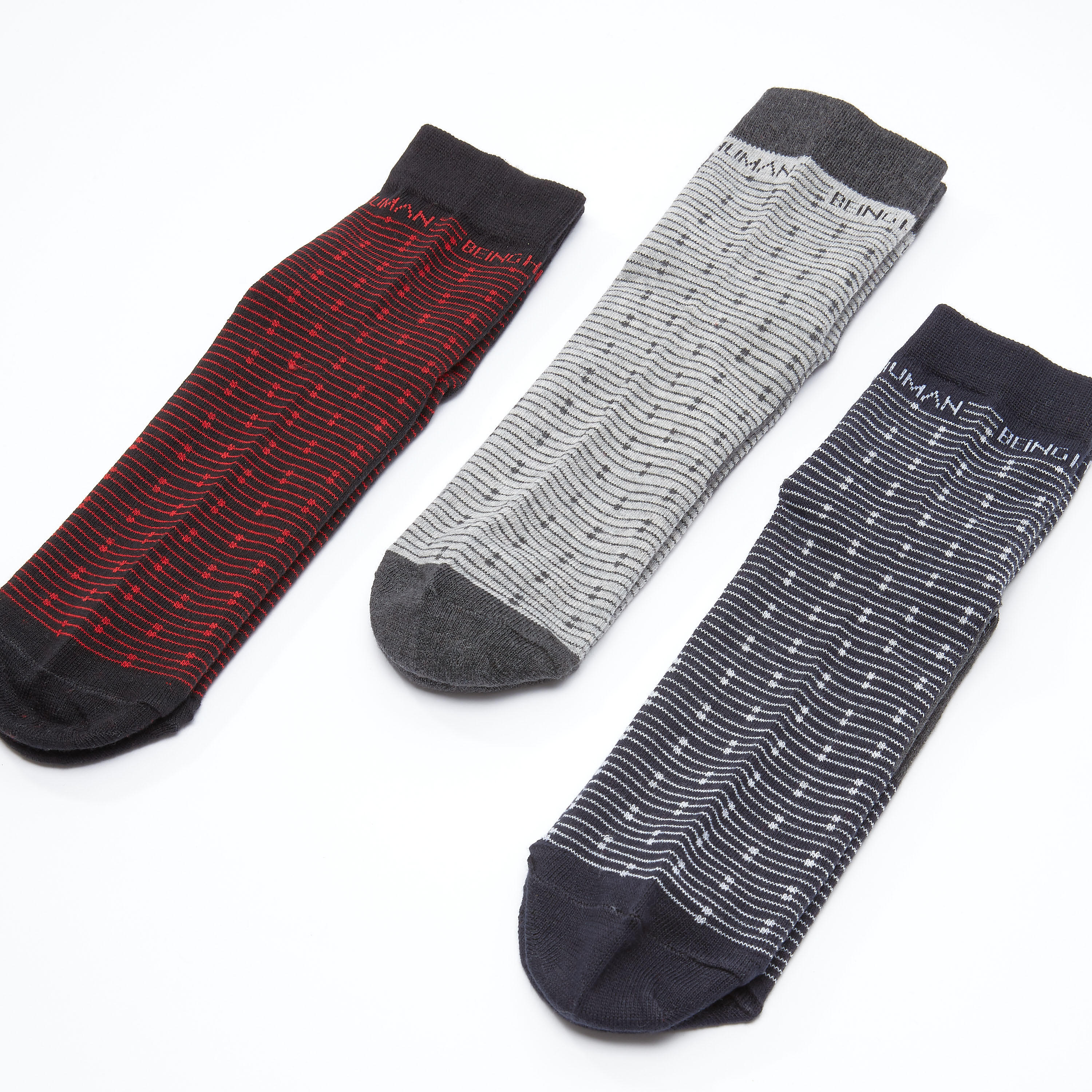 جوارب مقلّمة بطول الكاحل من بيينج هيومان - طقم من 3 قطع-men-socks-image-3