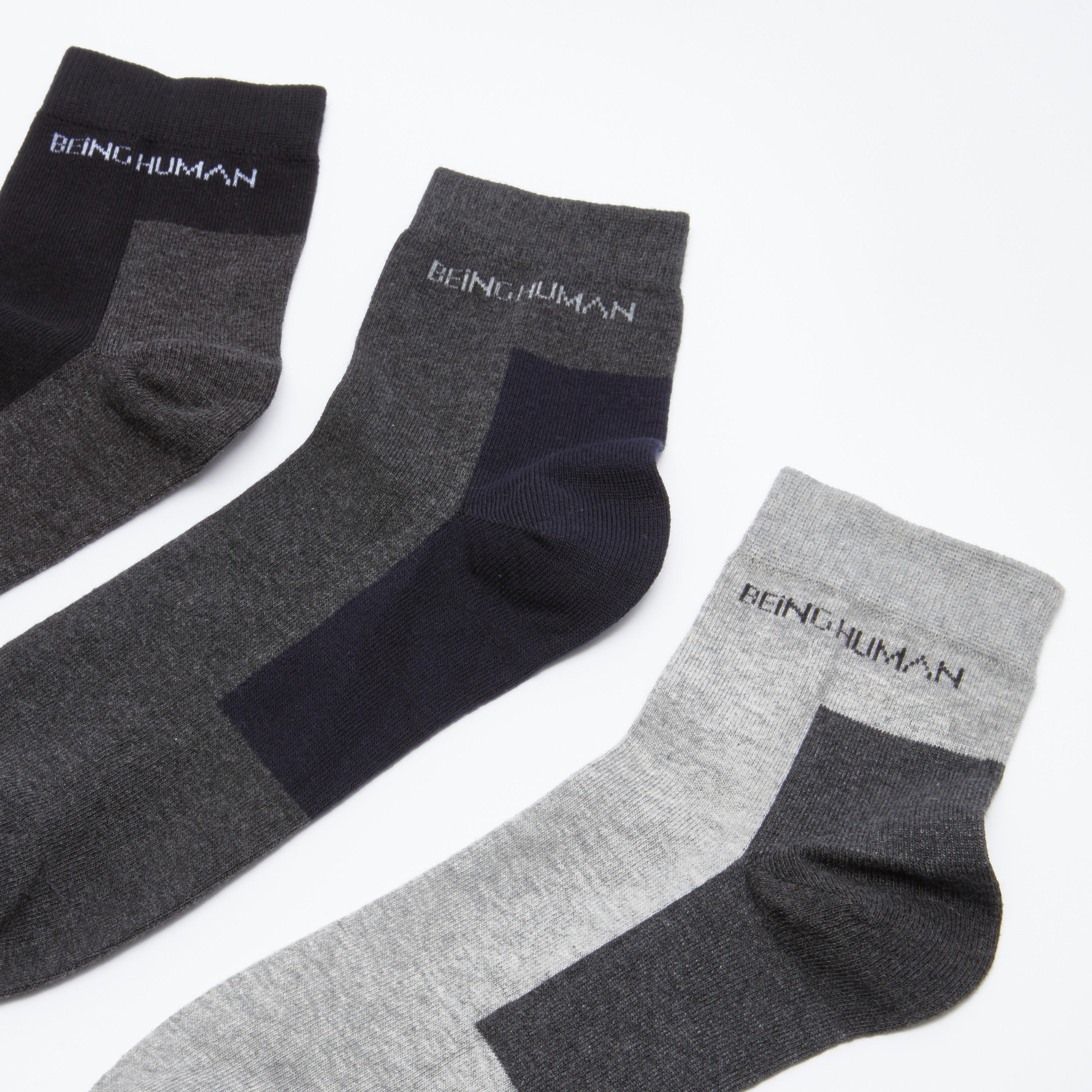 جوارب بطول الكاحل من بيينج هيومان - طقم من 3 أزواج-men-socks-image-3