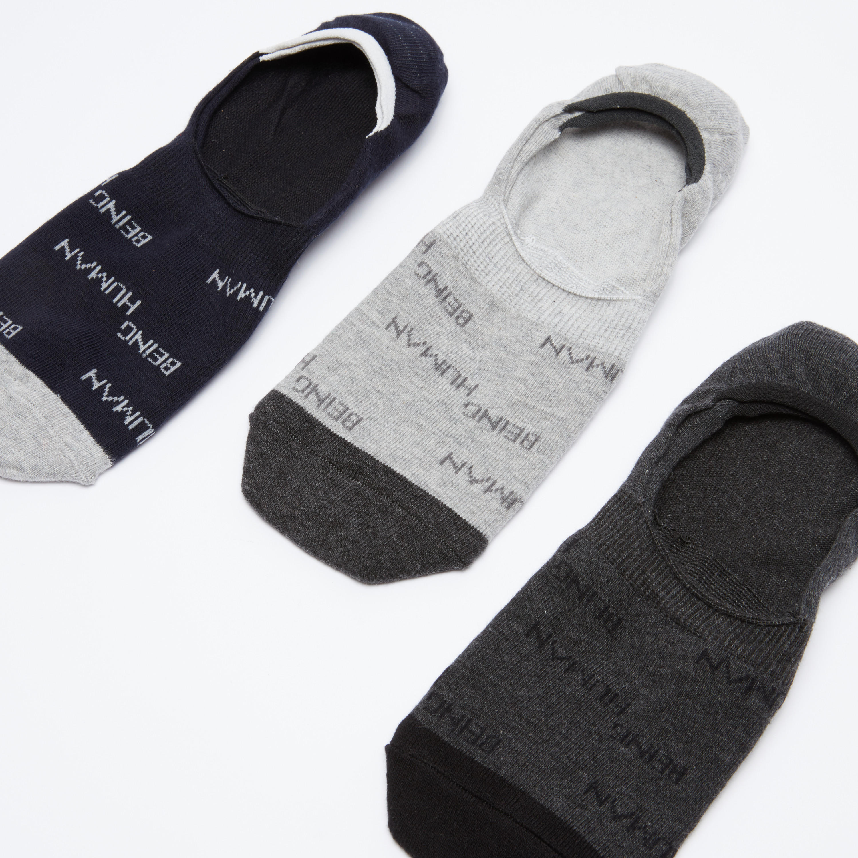 جوارب غير مرئية بطبعات بيينج هيومان - طقم من 3 أزواج-men-socks-image-3