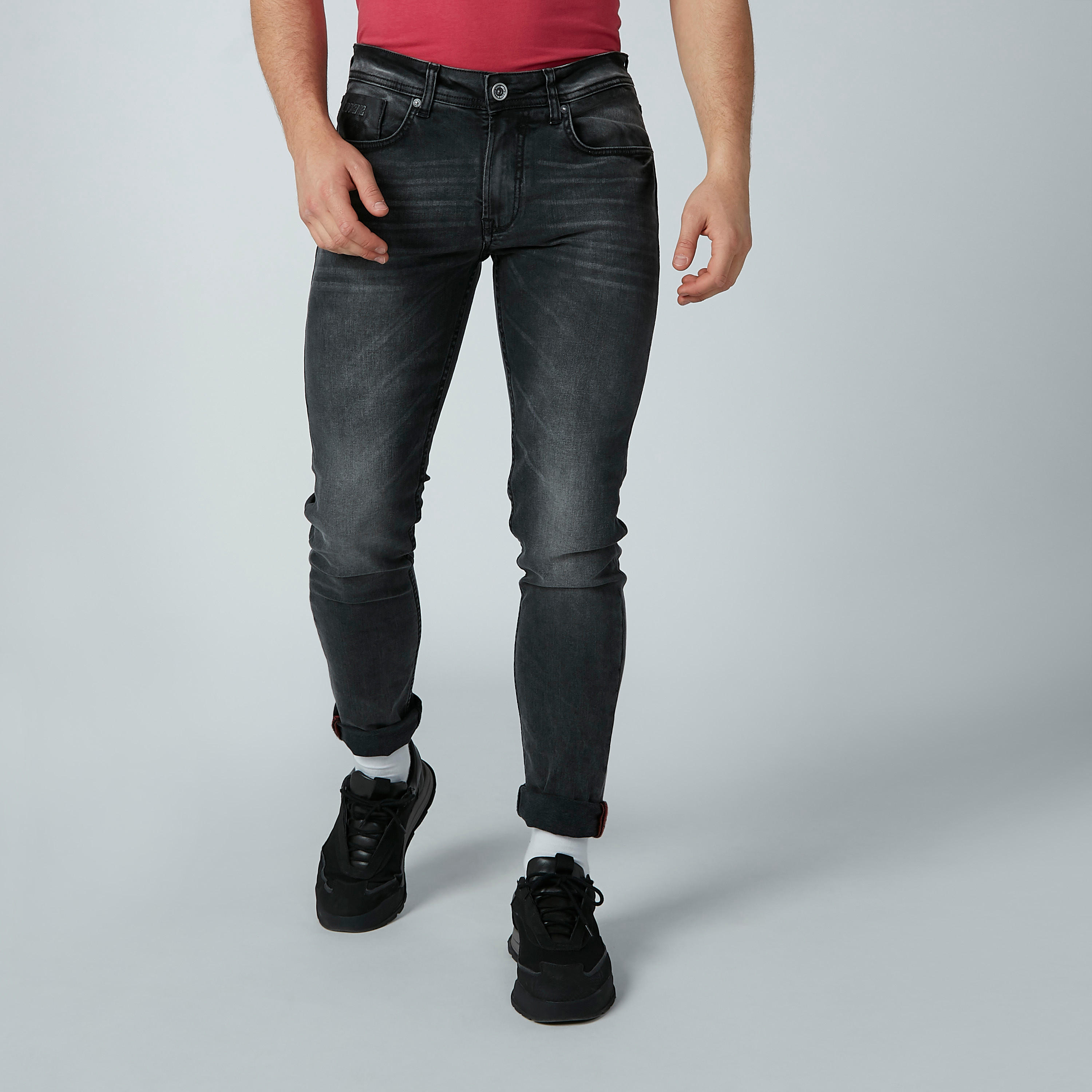 بنطال جينز بجيوب من بيينج هيومان-men-clothing-bottoms-jeans-image-2