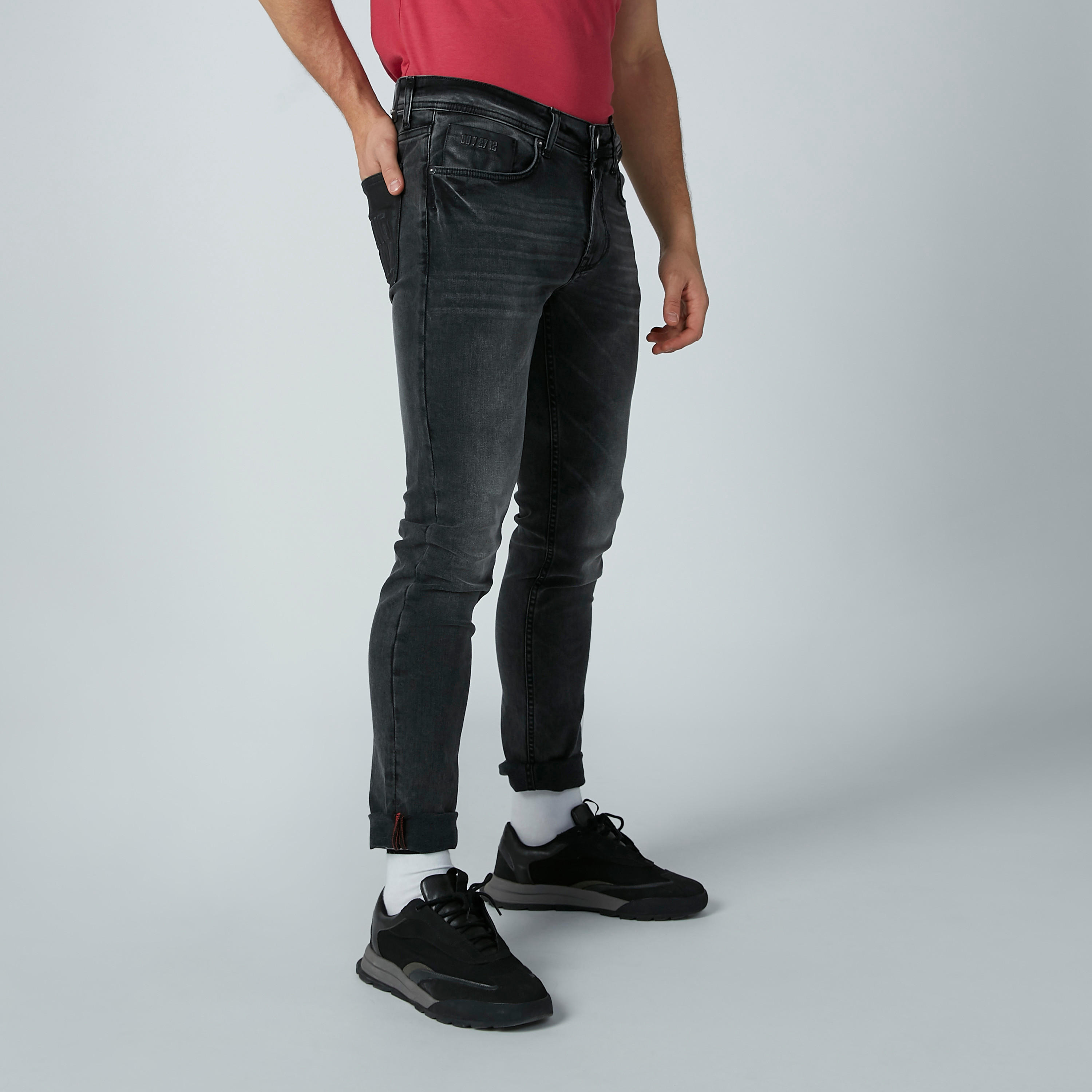 بنطال جينز بجيوب من بيينج هيومان-men-clothing-bottoms-jeans-image-3