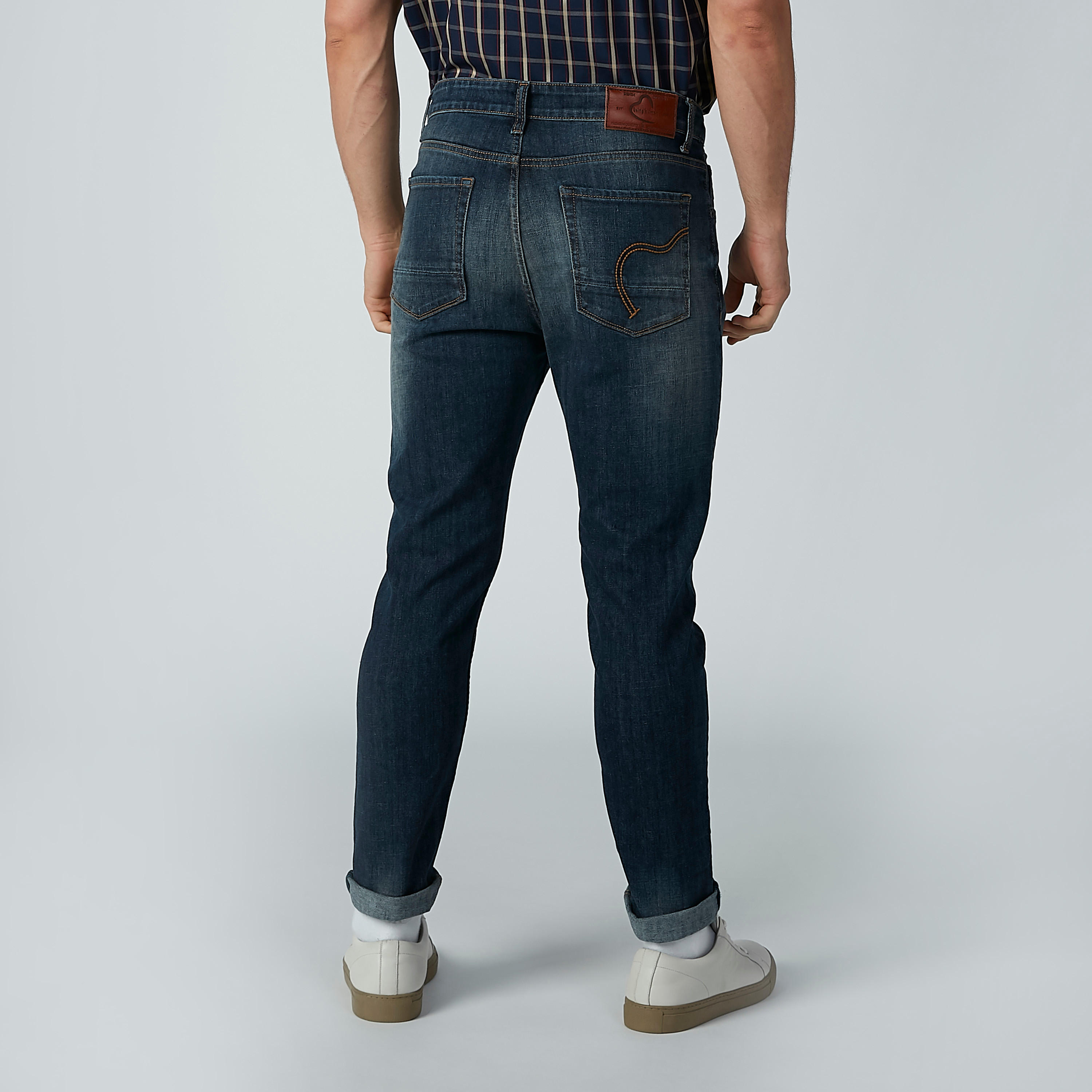 بنطال جينز سادة بجيوب من بيينج هيومان-men-clothing-bottoms-jeans-image-5
