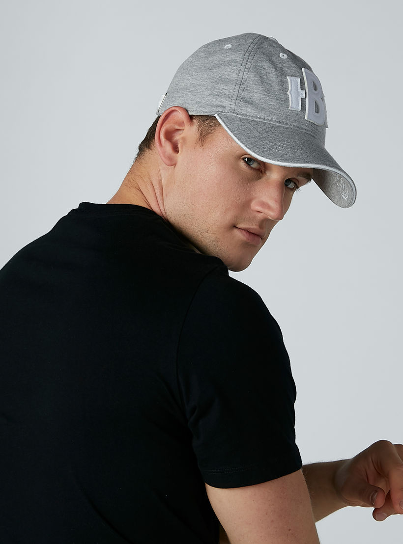قبعة كاب بتزيينات بيينج هيومان-men-caps-image-3