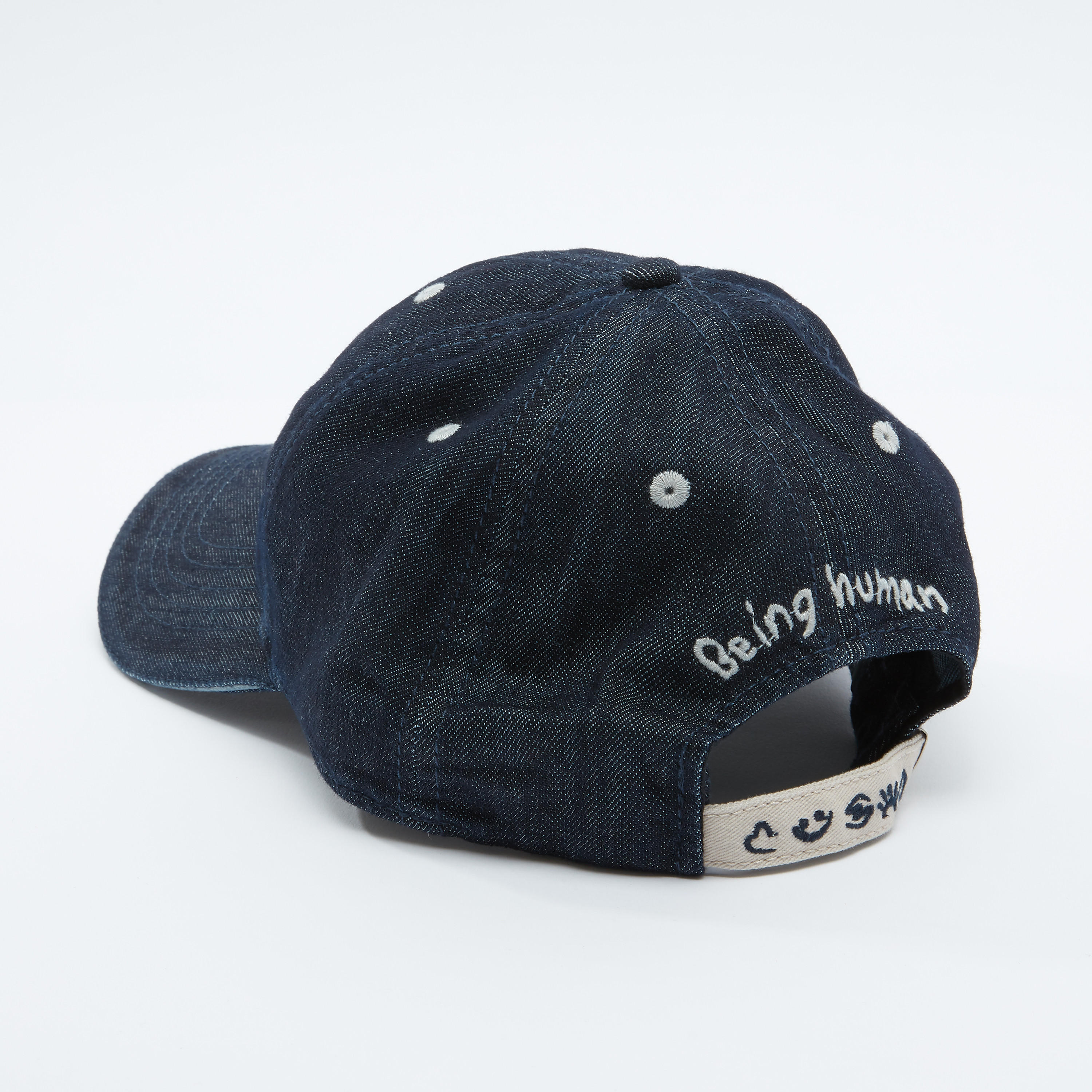 قبعة كاب مطرّزة بتفاصيل شعار بيينج هيومان-men-caps-image-4