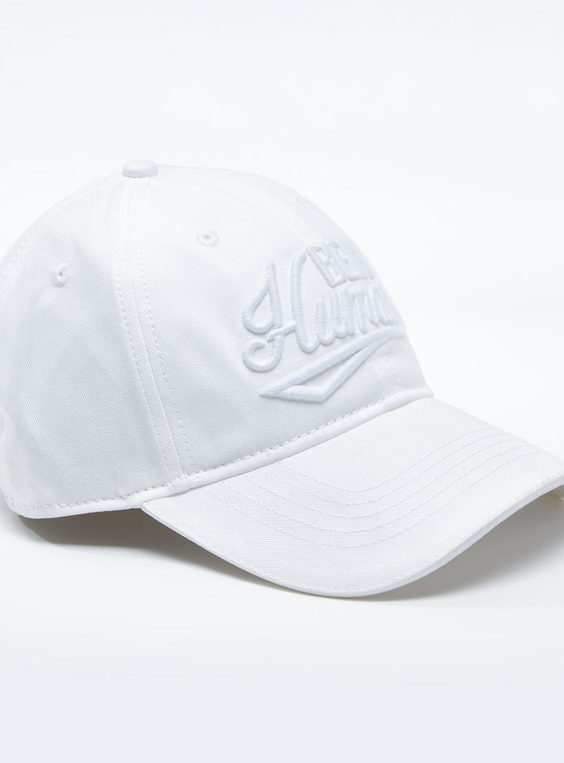 قبعة كاب سادة بتطريز بيينج هيومان-men-caps-image-4
