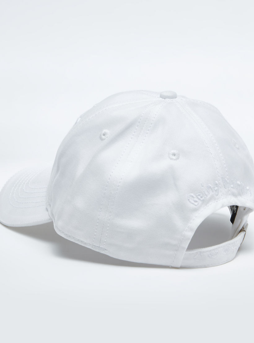 قبعة كاب سادة بتطريز بيينج هيومان-men-caps-image-1