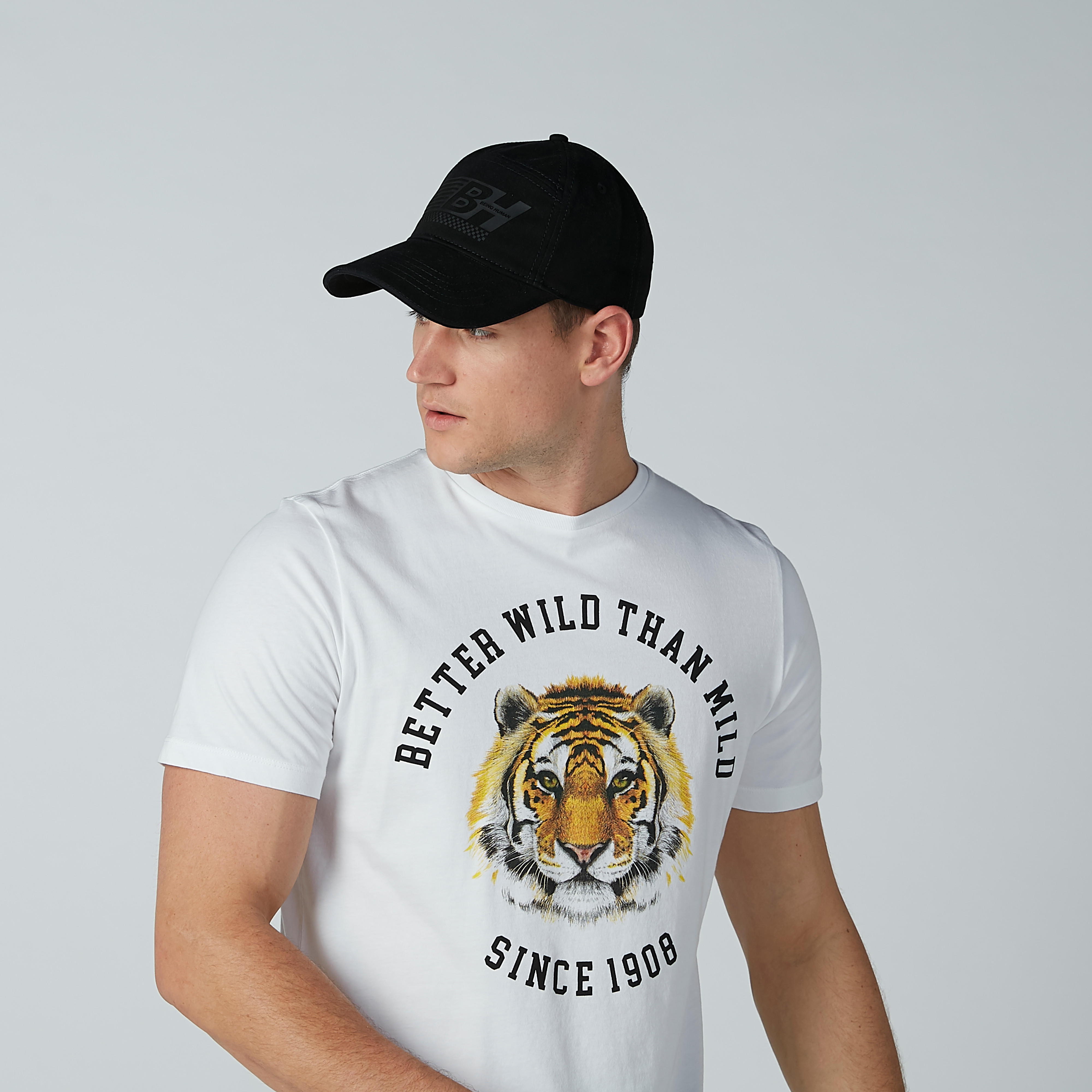 قبعة كاب بإبزيم إغلاق وطبعات بيينج هيومان-men-caps-image-2