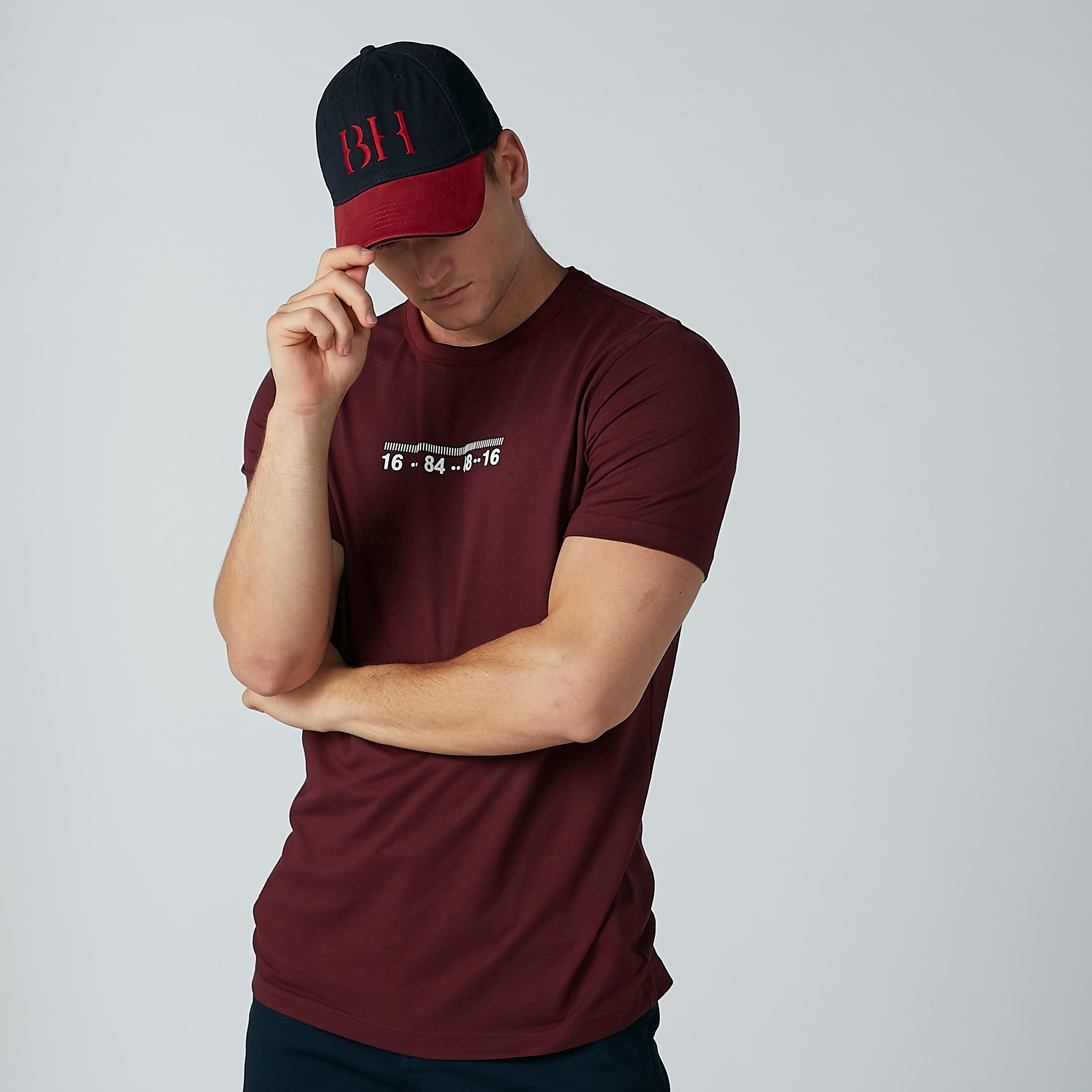 قبعة كاب بإبزيم إغلاق وتطريز بيينج هيومان-men-caps-image-2