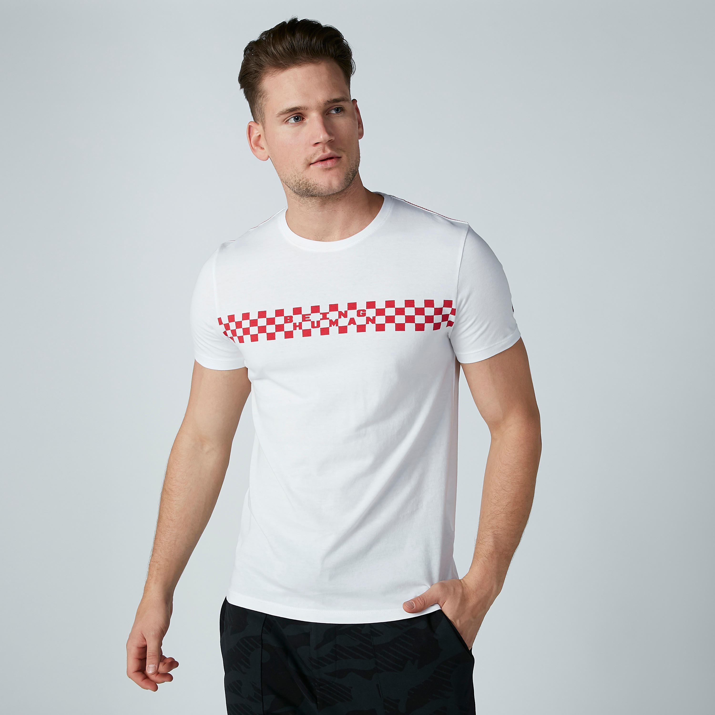 تيشيرت بأكمام قصيرة وطبعات بيينج هيومان-men-clothing-tshirtsandpolos-tshirts-image-3