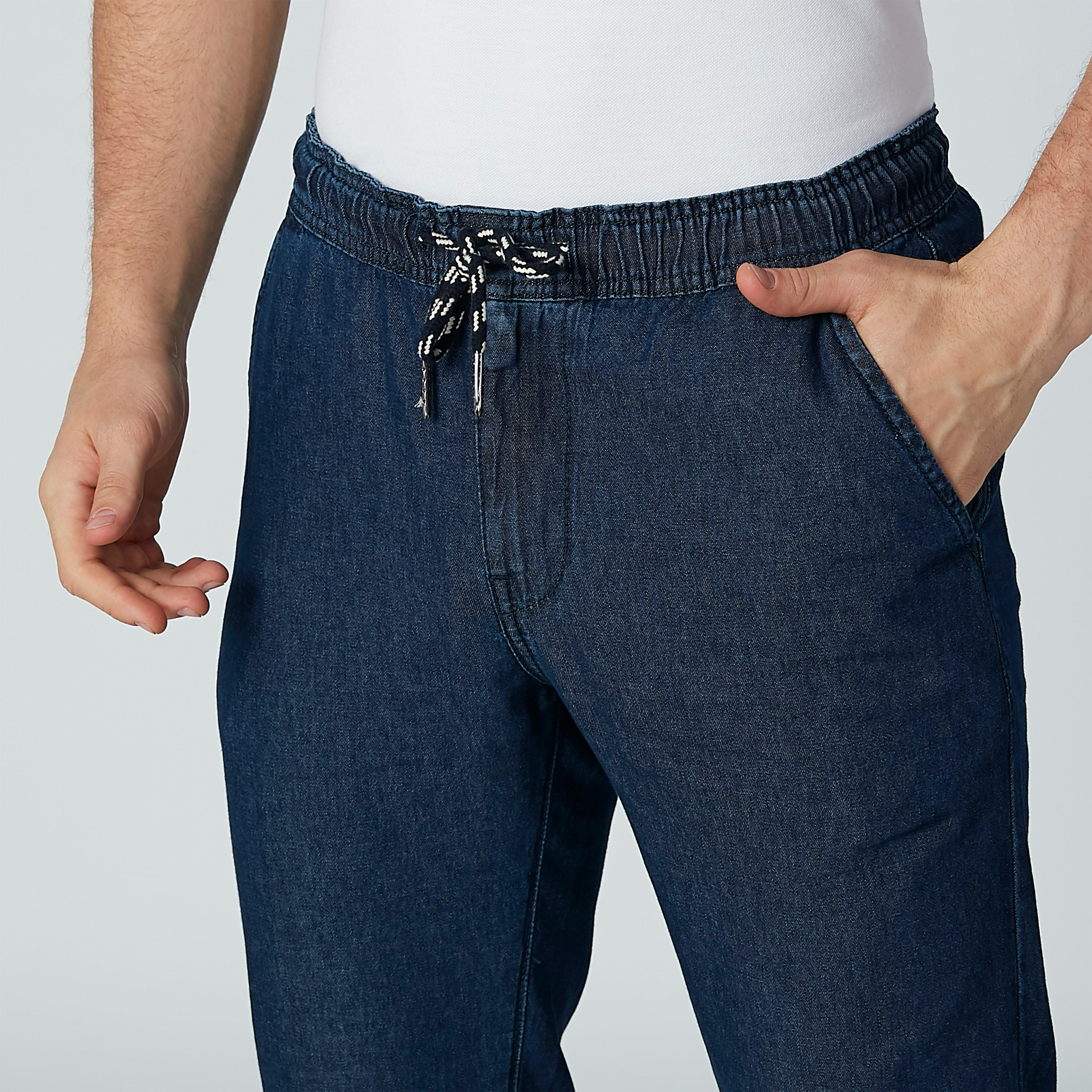 بنطال جينز دينم بخصر مطّاطي ورباط من بيينج هيومان-men-clothing-bottoms-jeans-image-4