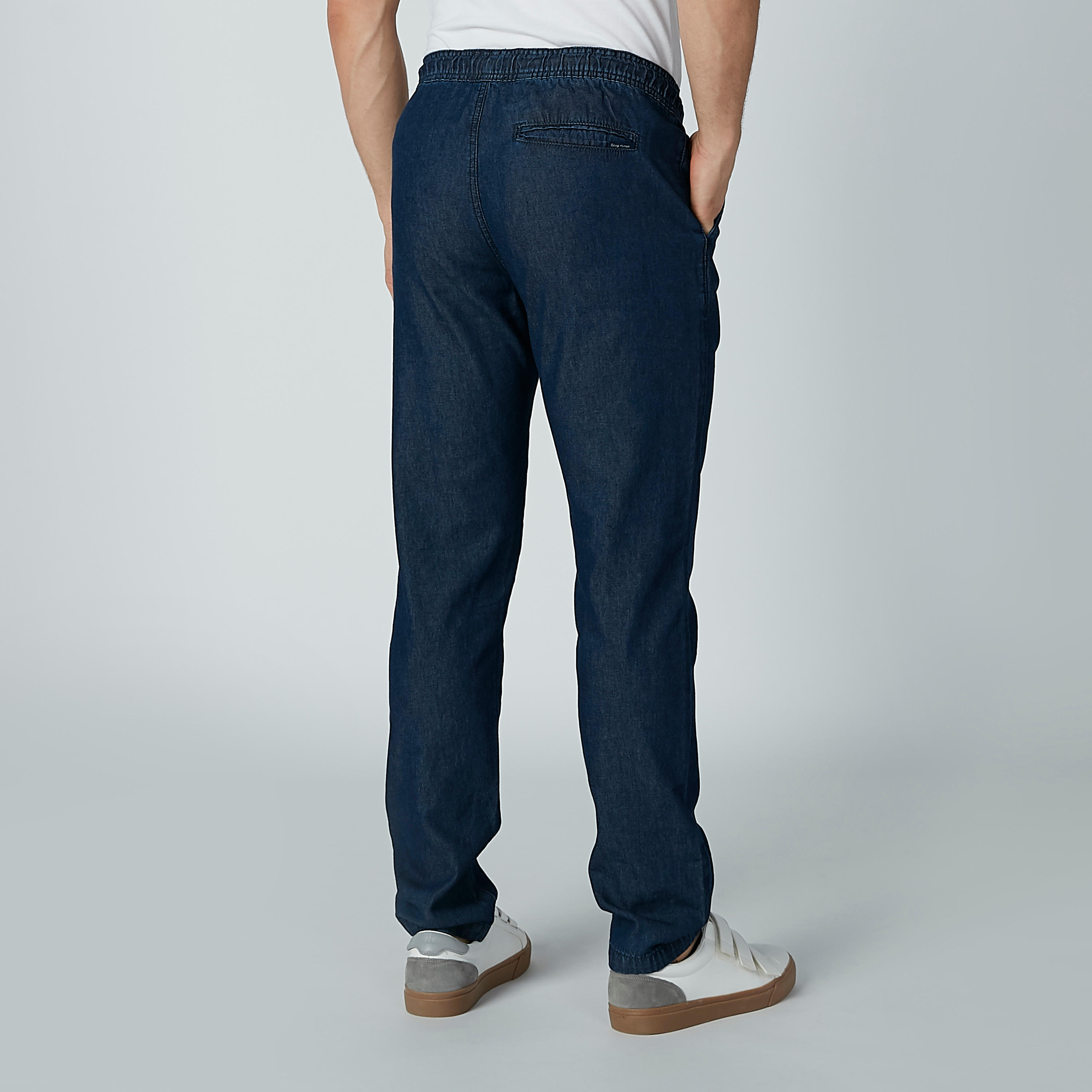 بنطال جينز دينم بخصر مطّاطي ورباط من بيينج هيومان-men-clothing-bottoms-jeans-image-5