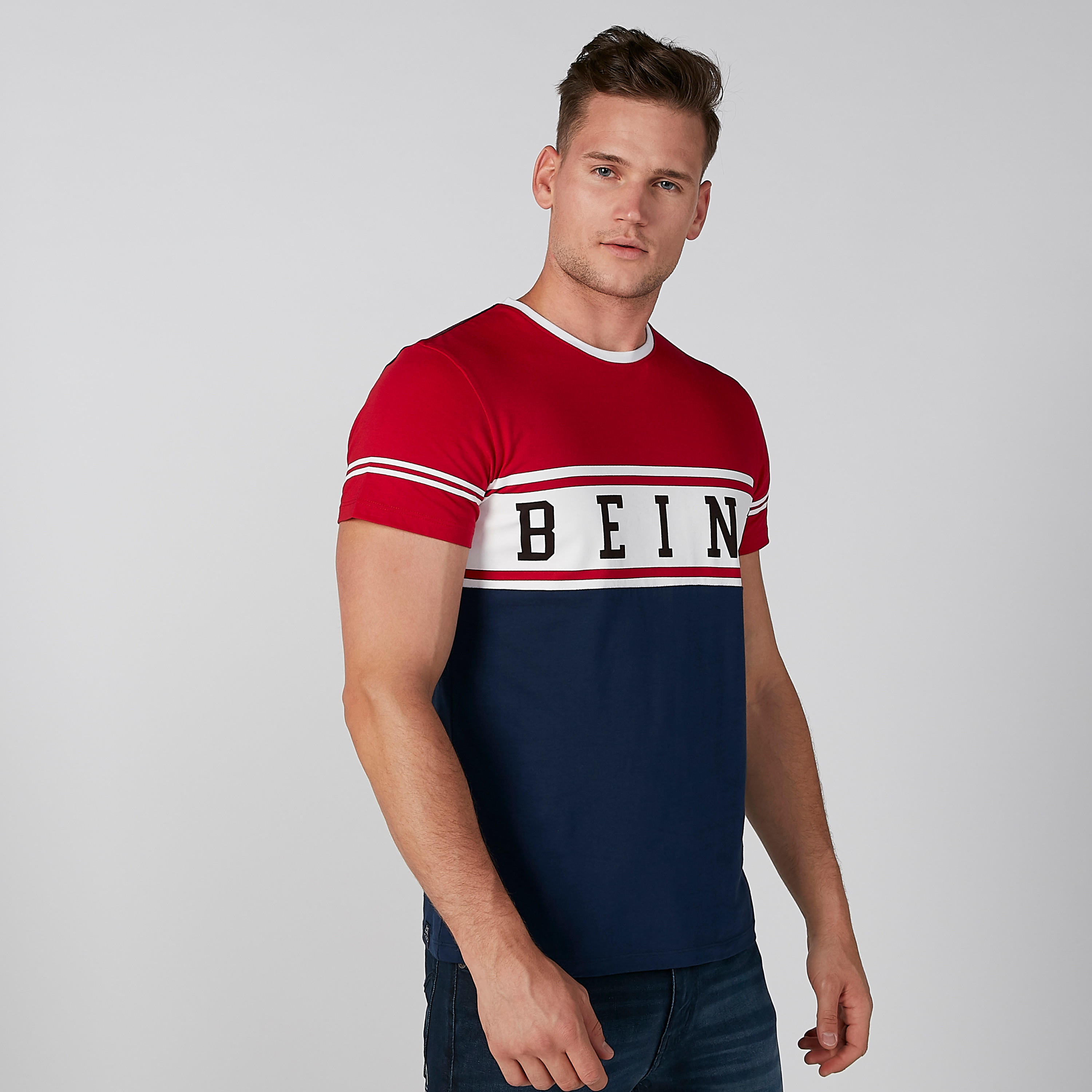 تيشيرت بياقة ضيّقة وأكمام قصيرة وطبعات بيينج هيومان-men-clothing-tshirtsandpolos-tshirts-image-4