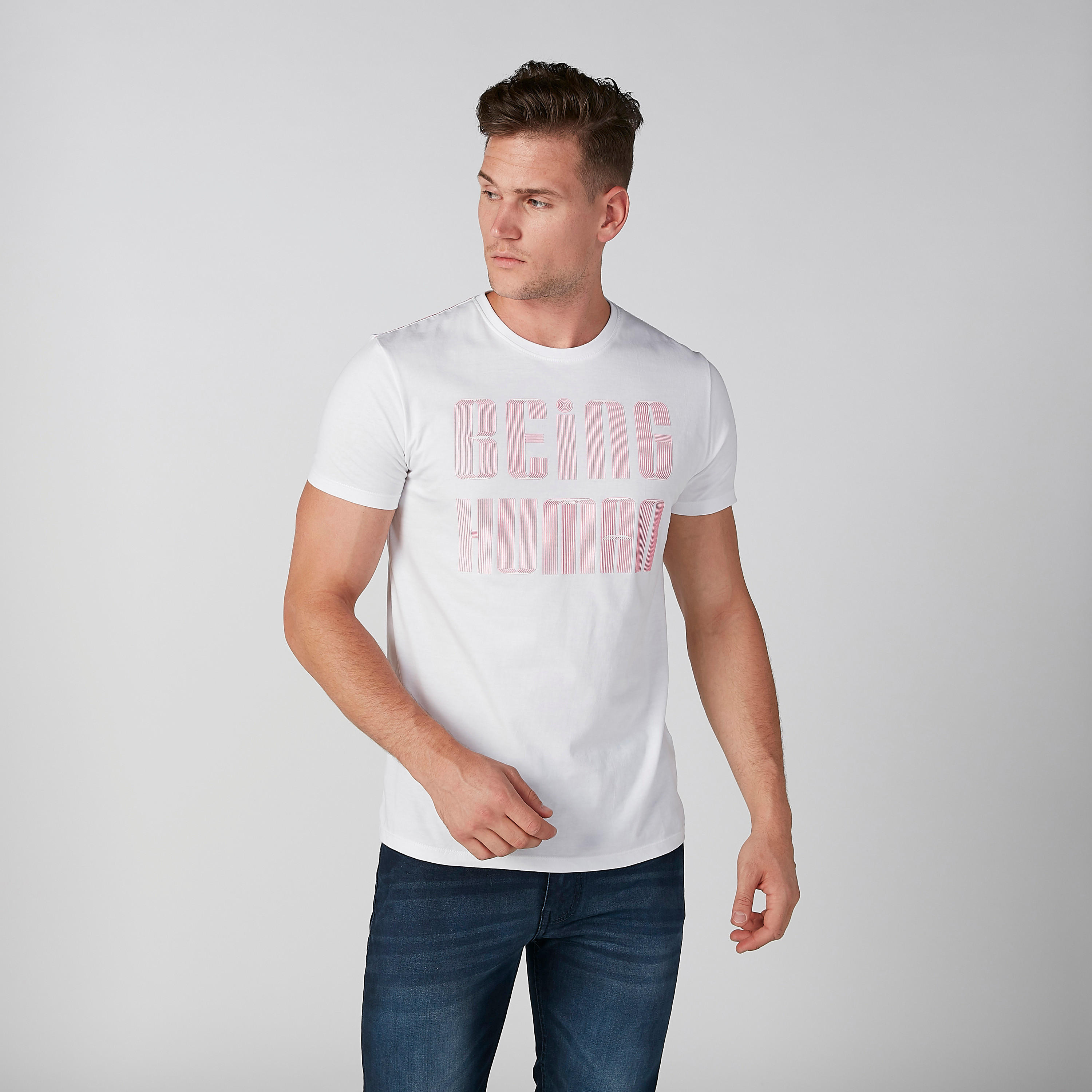 تيشيرت بياقة ضيّقة وأكمام قصيرة وطبعات بيينج هيومان-men-clothing-tshirtsandpolos-tshirts-image-1