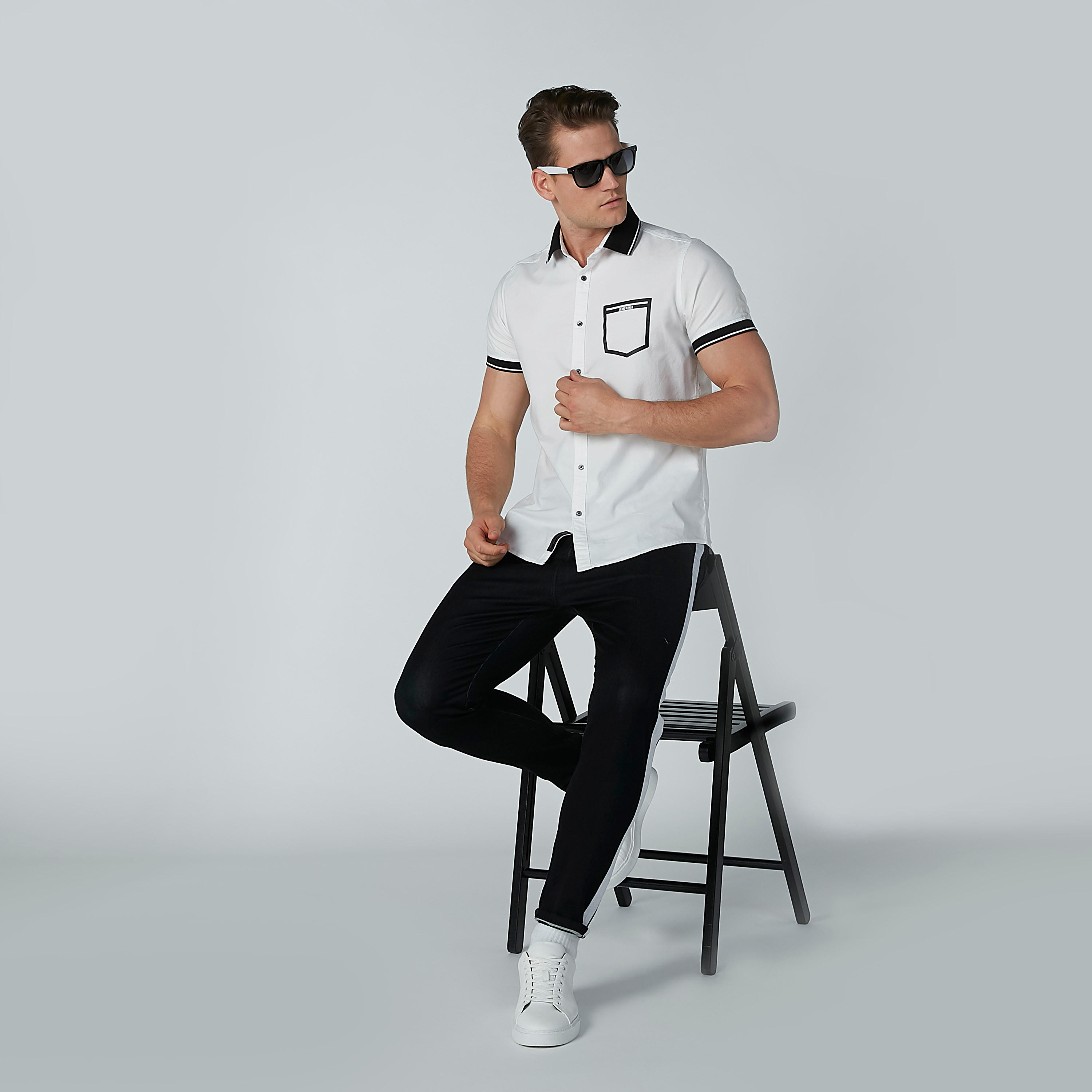قميص بأكمام قصيرة وطبعات بيينج هيومان-men-clothing-tshirtsandpolos-polos-image-1