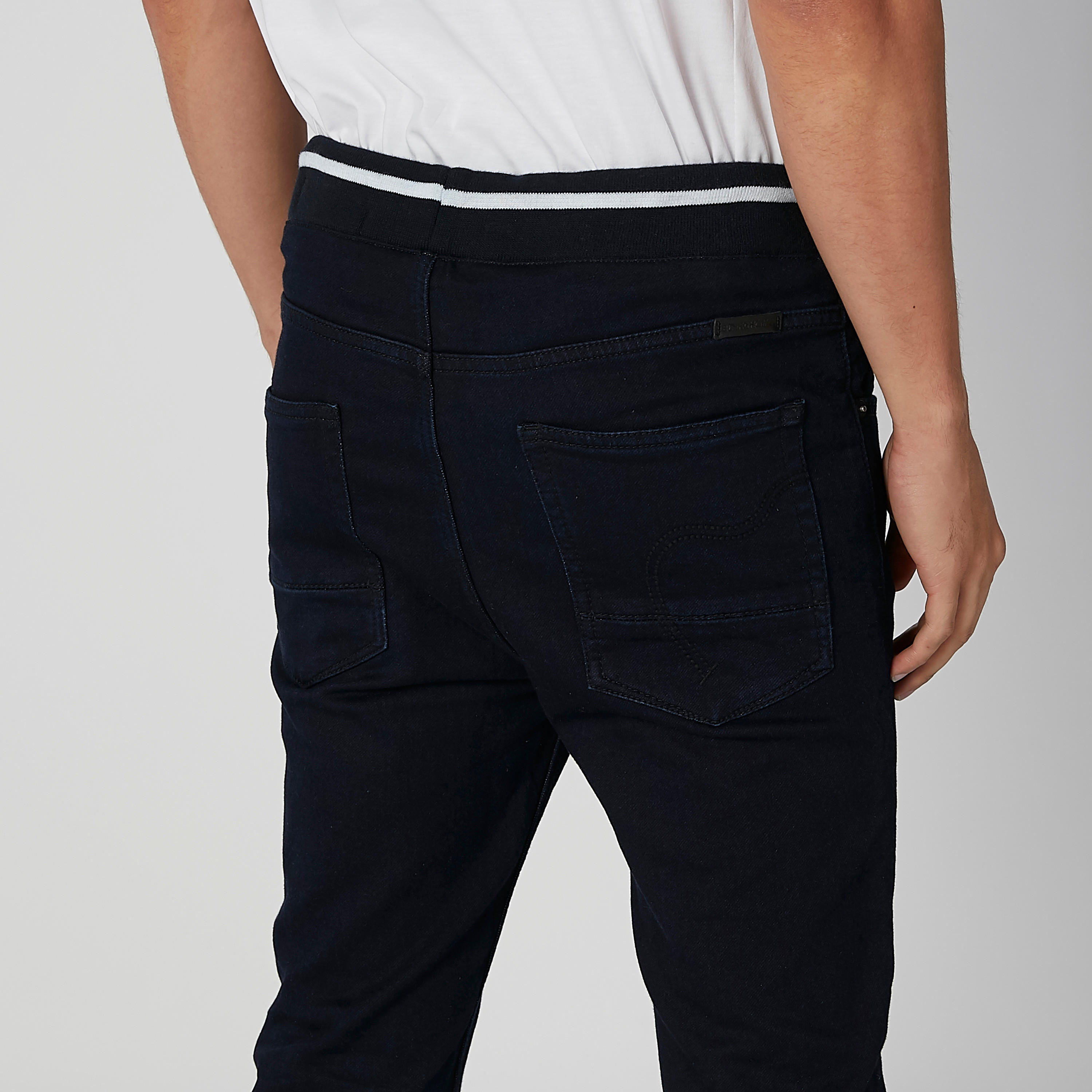 بنطلون جينز برباط وجيوب من بيينج هيومان-men-clothing-bottoms-jeans-image-6