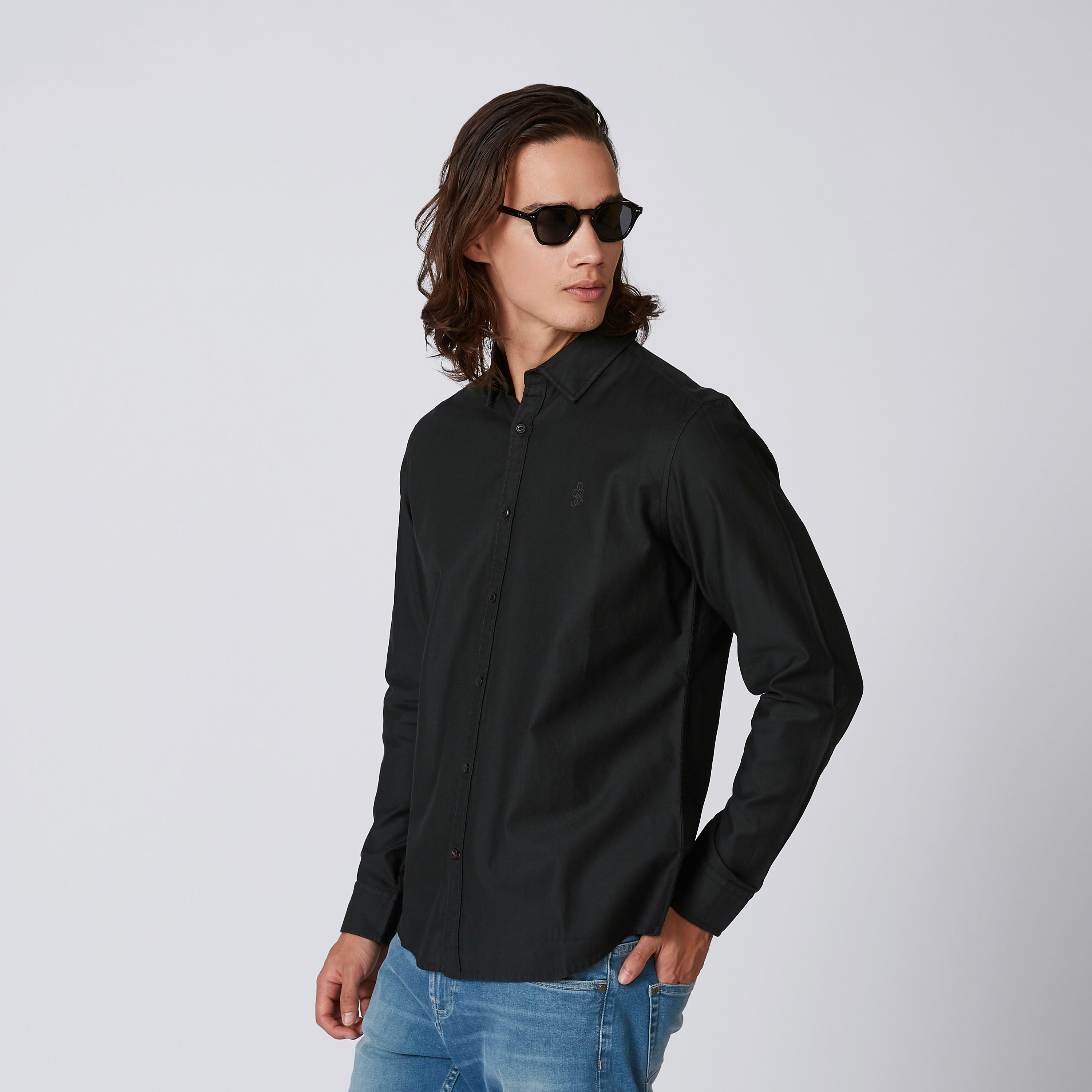 قميص سادة بياقة عاديّة وأكمام طويلة من بيينج هيومان-men-clothing-shirts-image-4