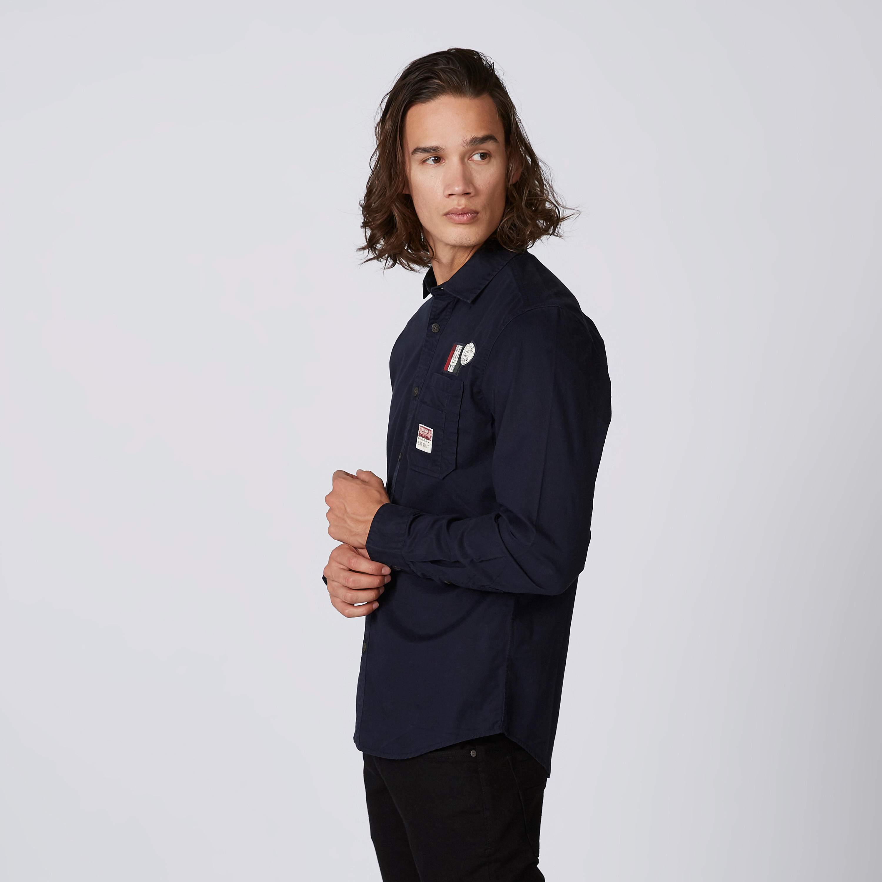 قميص بأكمام طويلة وطبعات بيينج هيومان-men-clothing-shirts-image-3