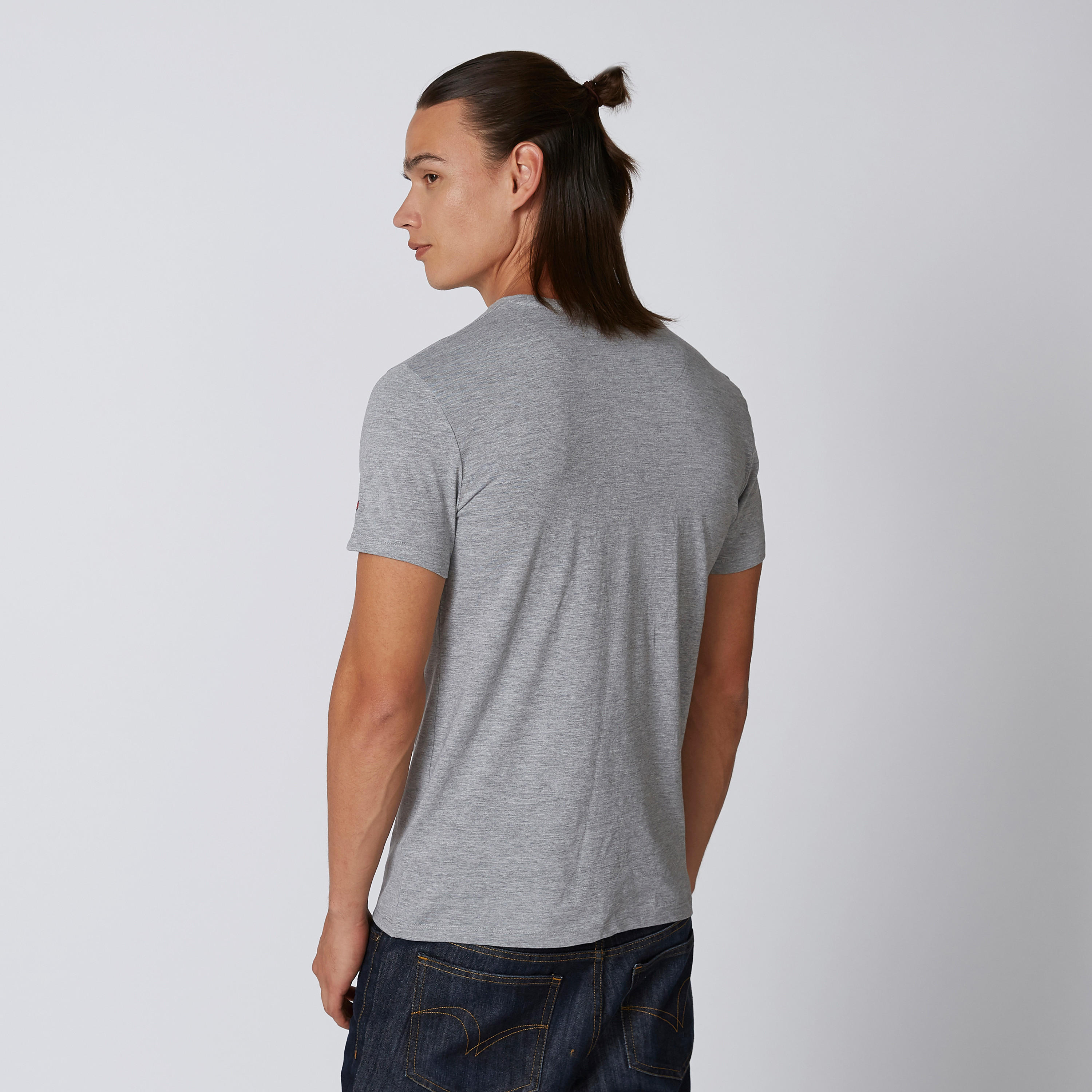 تيشيرت بياقة مستديرة وأكمام قصيرة وطبعات بيينج هيومان-men-clothing-tshirtsandpolos-tshirts-image-3