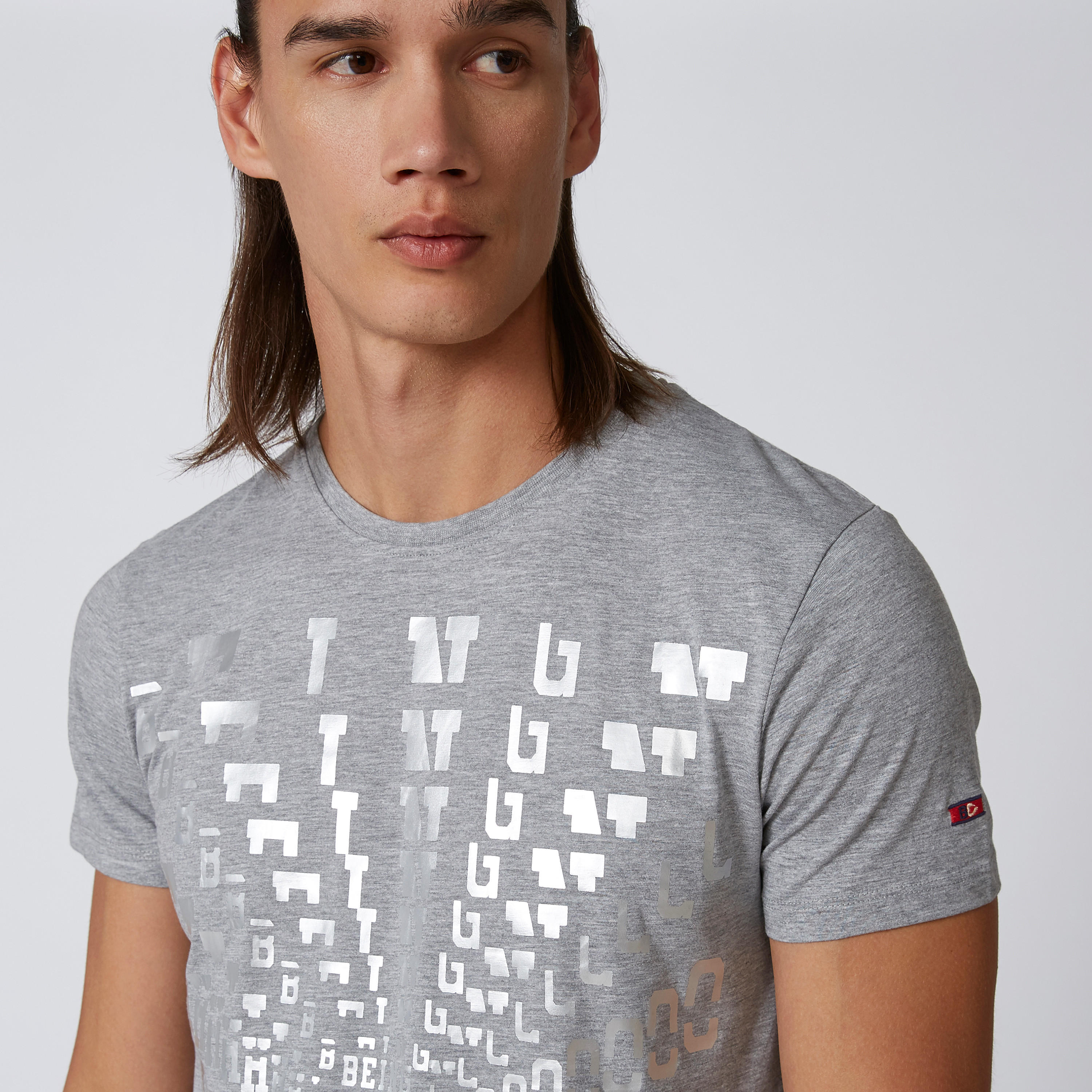 تيشيرت بياقة مستديرة وأكمام قصيرة وطبعات بيينج هيومان-men-clothing-tshirtsandpolos-tshirts-image-5