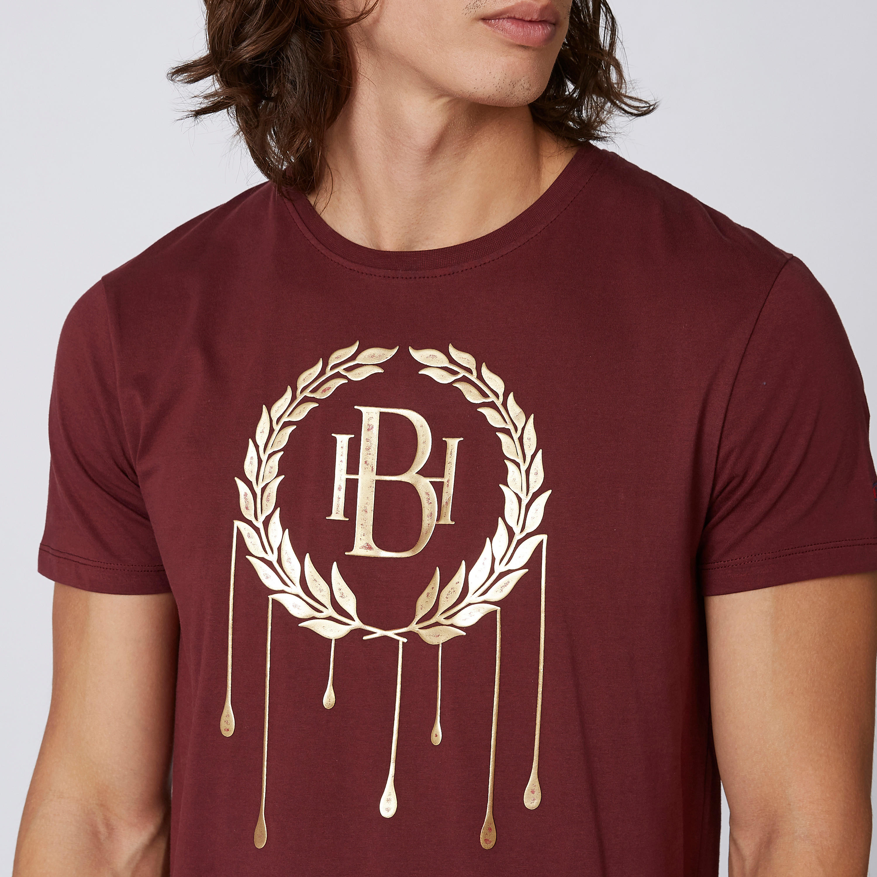 تيشيرت بياقة مستديرة وأكمام قصيرة وطبعات بيينج هيومان-men-clothing-tshirtsandpolos-tshirts-image-4
