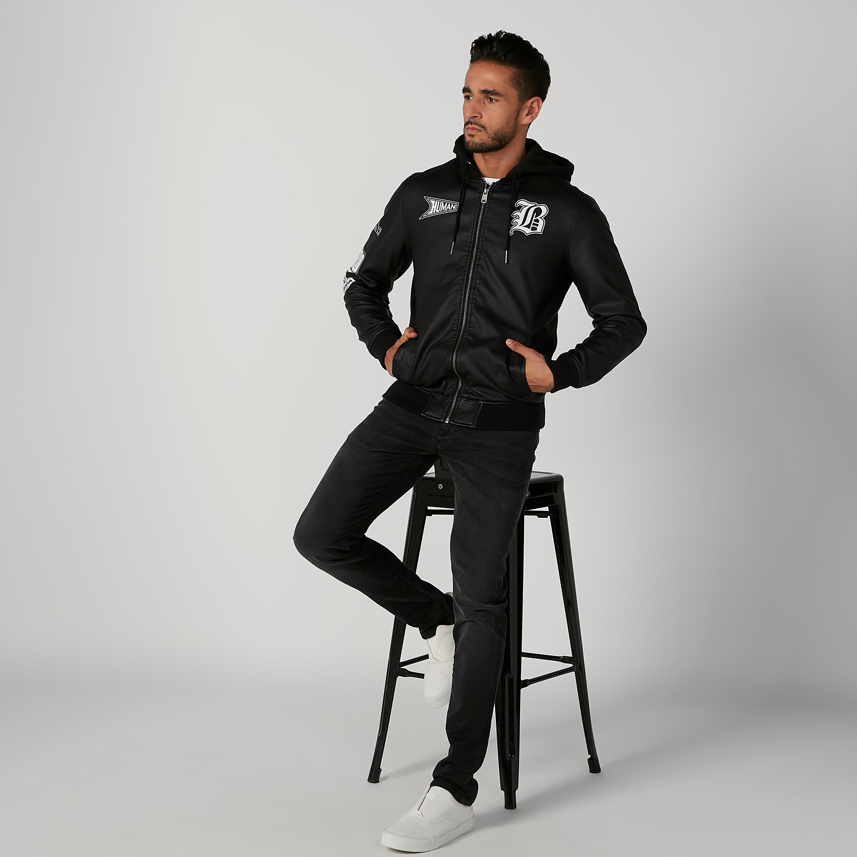جاكيت بقبّعة وأكمام طويلة وطبعات بيينج هيومان-men-clothing-jacketsandblazers-jackets-image-5