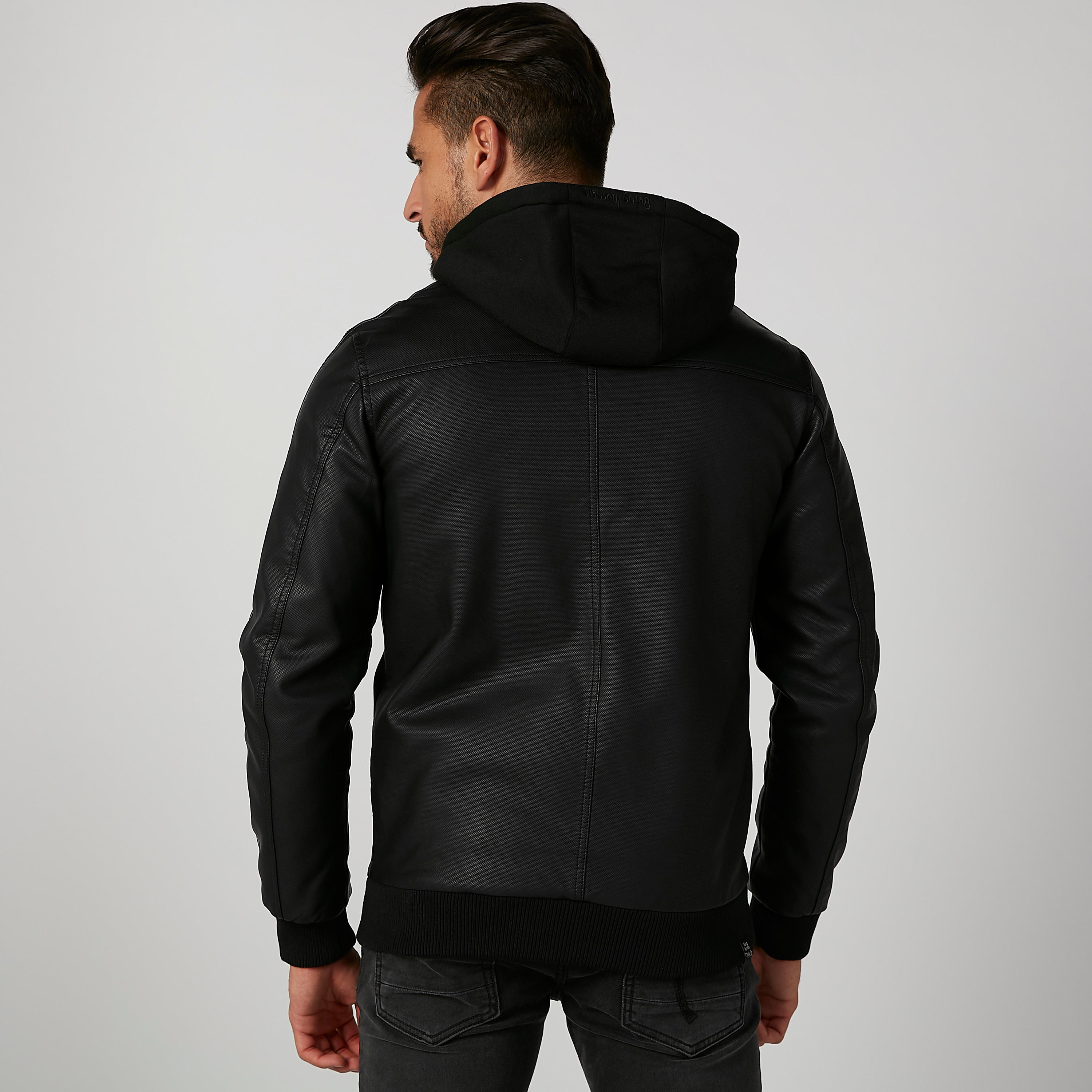 جاكيت بارز الملمس بجيوب كانجارو وشريطة من بيينج هيومان-men-clothing-jacketsandblazers-jackets-image-2