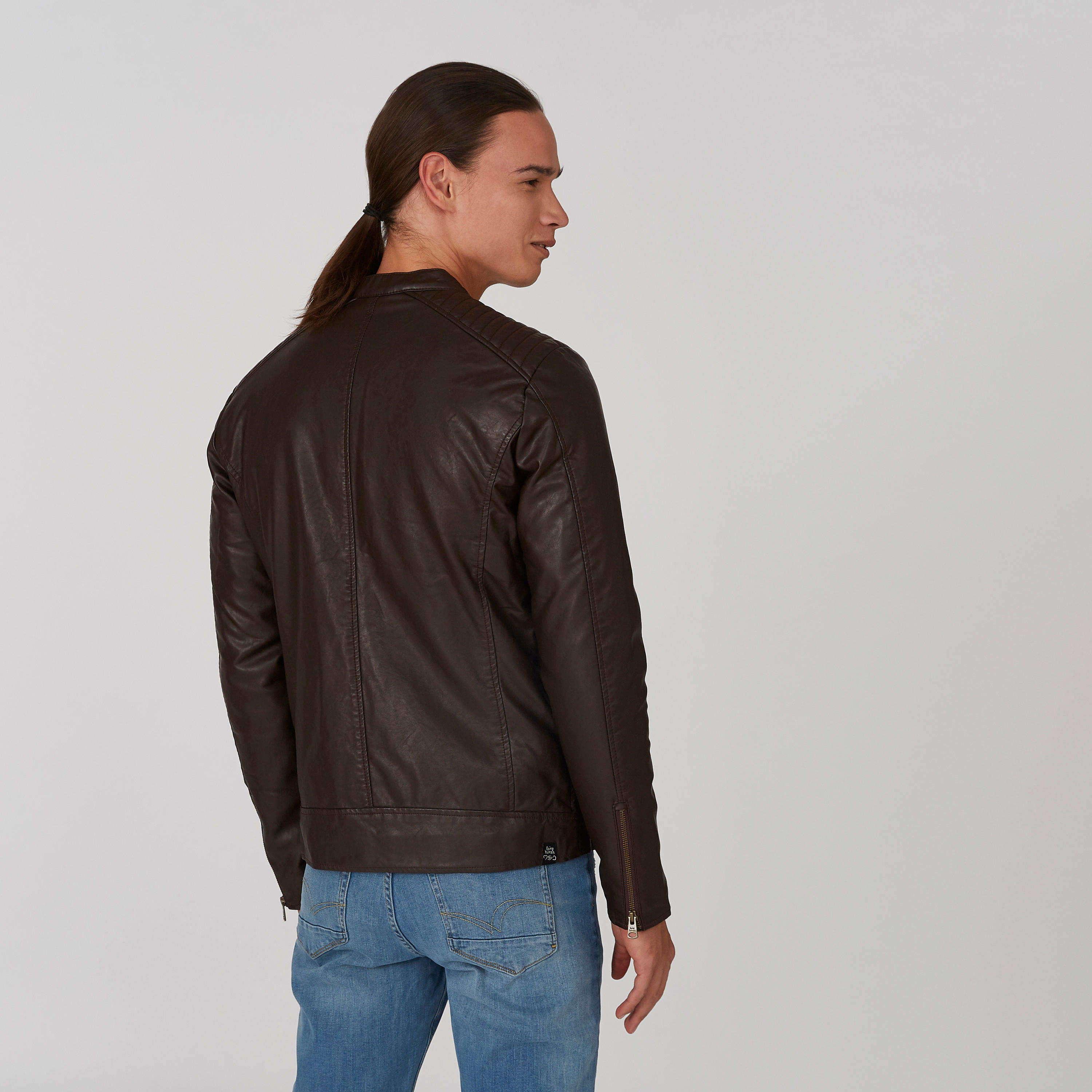 جاكيت بايكر بأكمام طويلة وجيوب كنغر من بيينج هيومان-men-clothing-jacketsandblazers-jackets-image-2