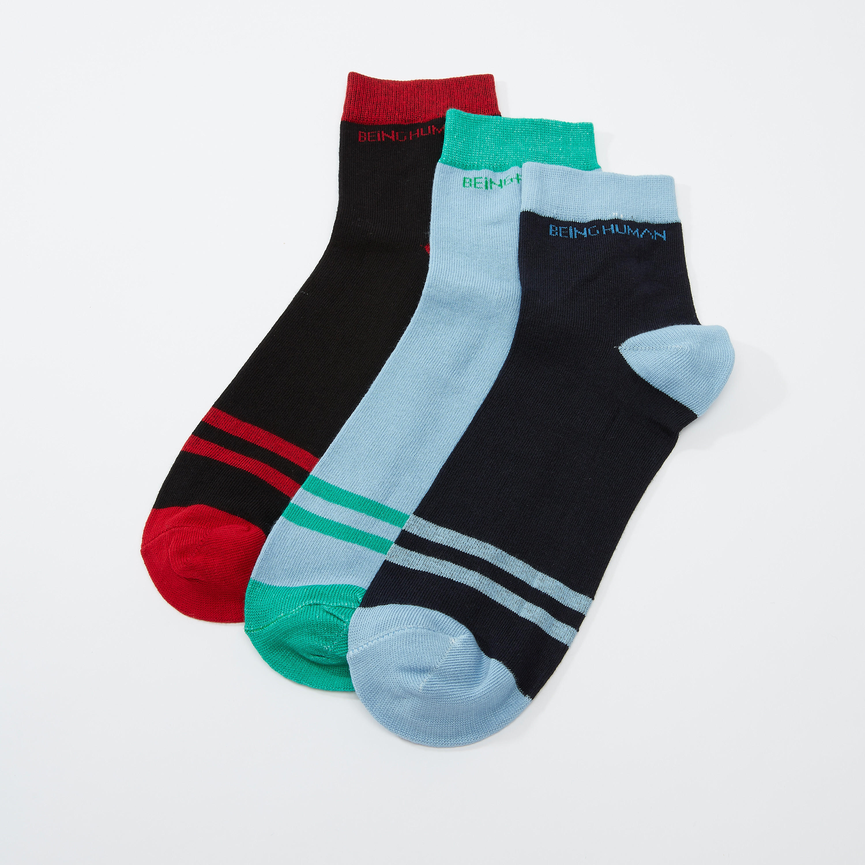 جوارب مقلّمة بطول الكاحل بحوّاف مضلّعة من بيينج هيومان - طقم من 3 أزواج-men-socks-image-1