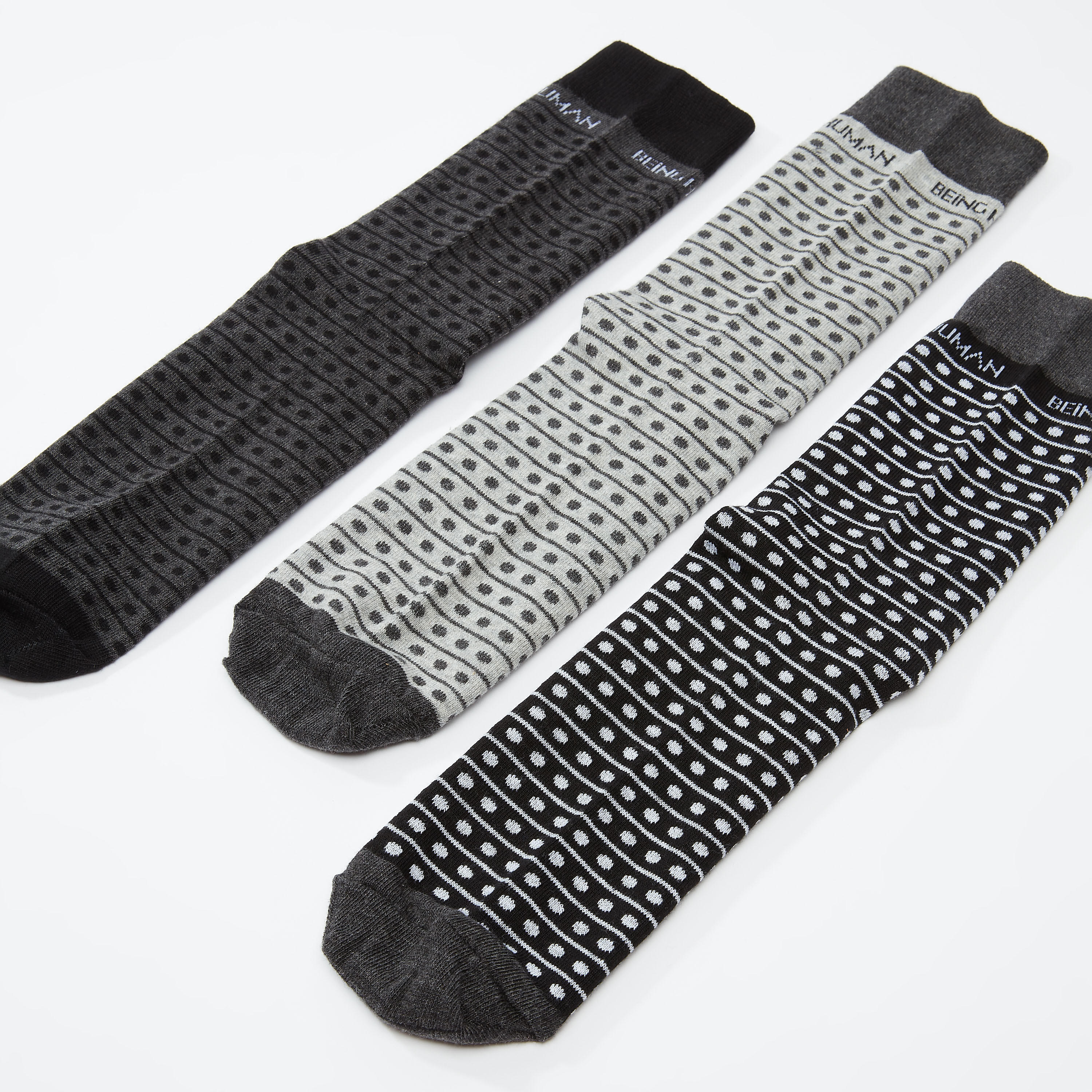 جوارب بطول الكاحل بطبعات بيينج هيومان - طقم من 3 أزواج-men-socks-image-3