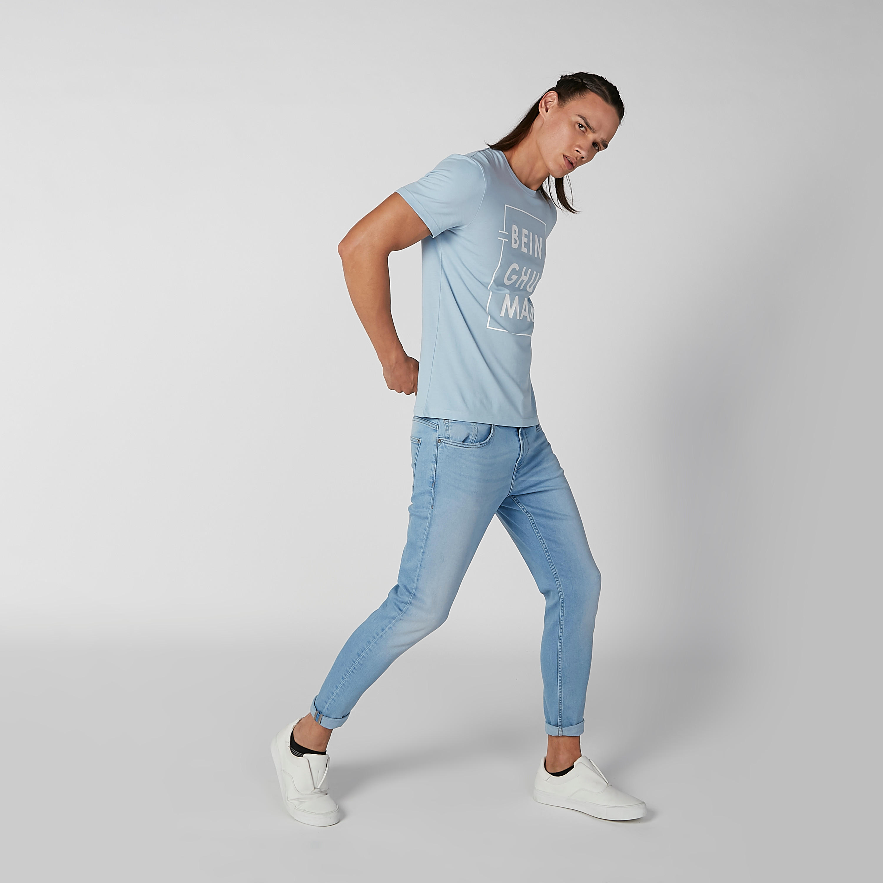 تيشيرت بياقة مستديرة وأكمام قصيرة وطبعات بيينج هيومان-men-clothing-tshirtsandpolos-tshirts-image-2