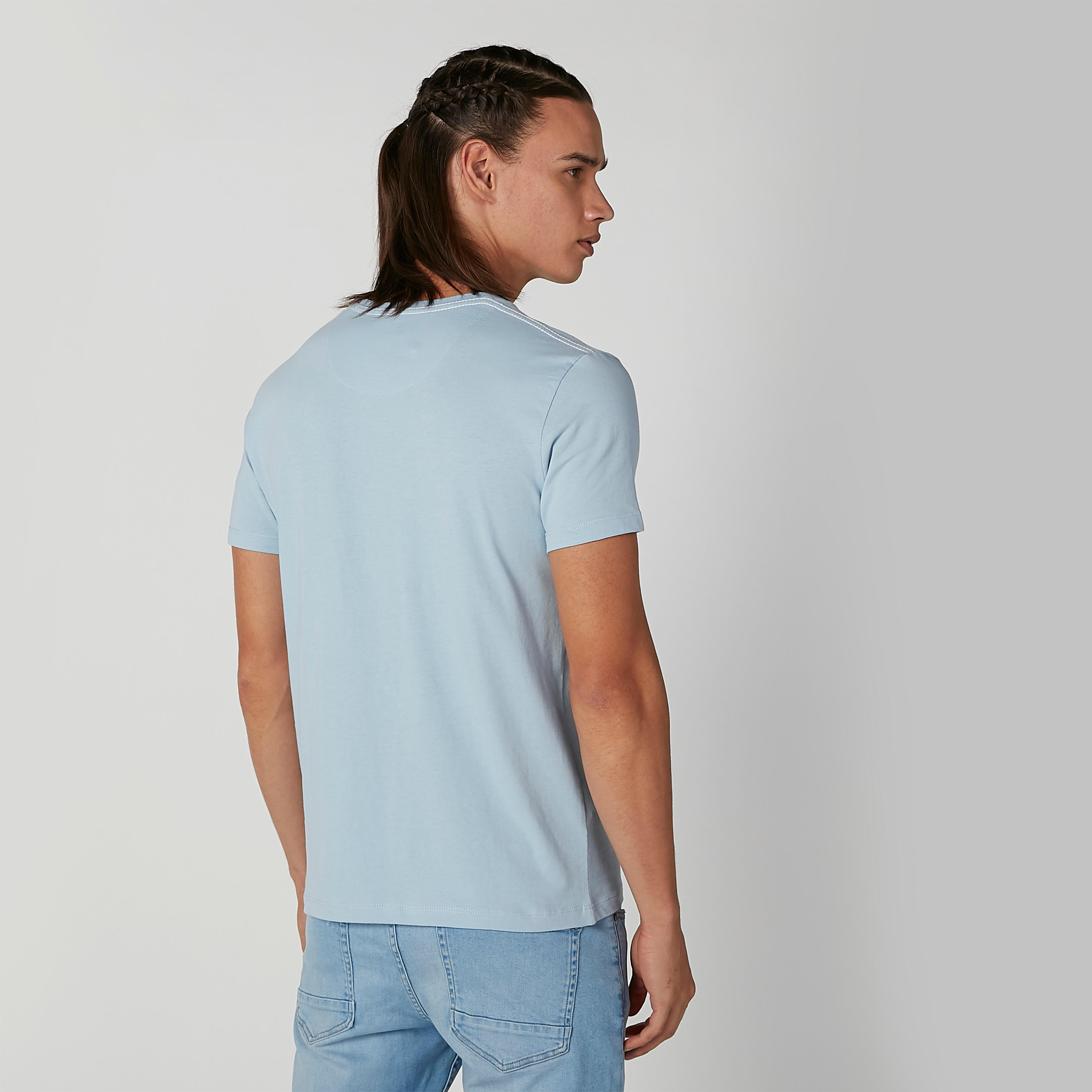 تيشيرت بياقة مستديرة وأكمام قصيرة وطبعات بيينج هيومان-men-clothing-tshirtsandpolos-tshirts-image-1