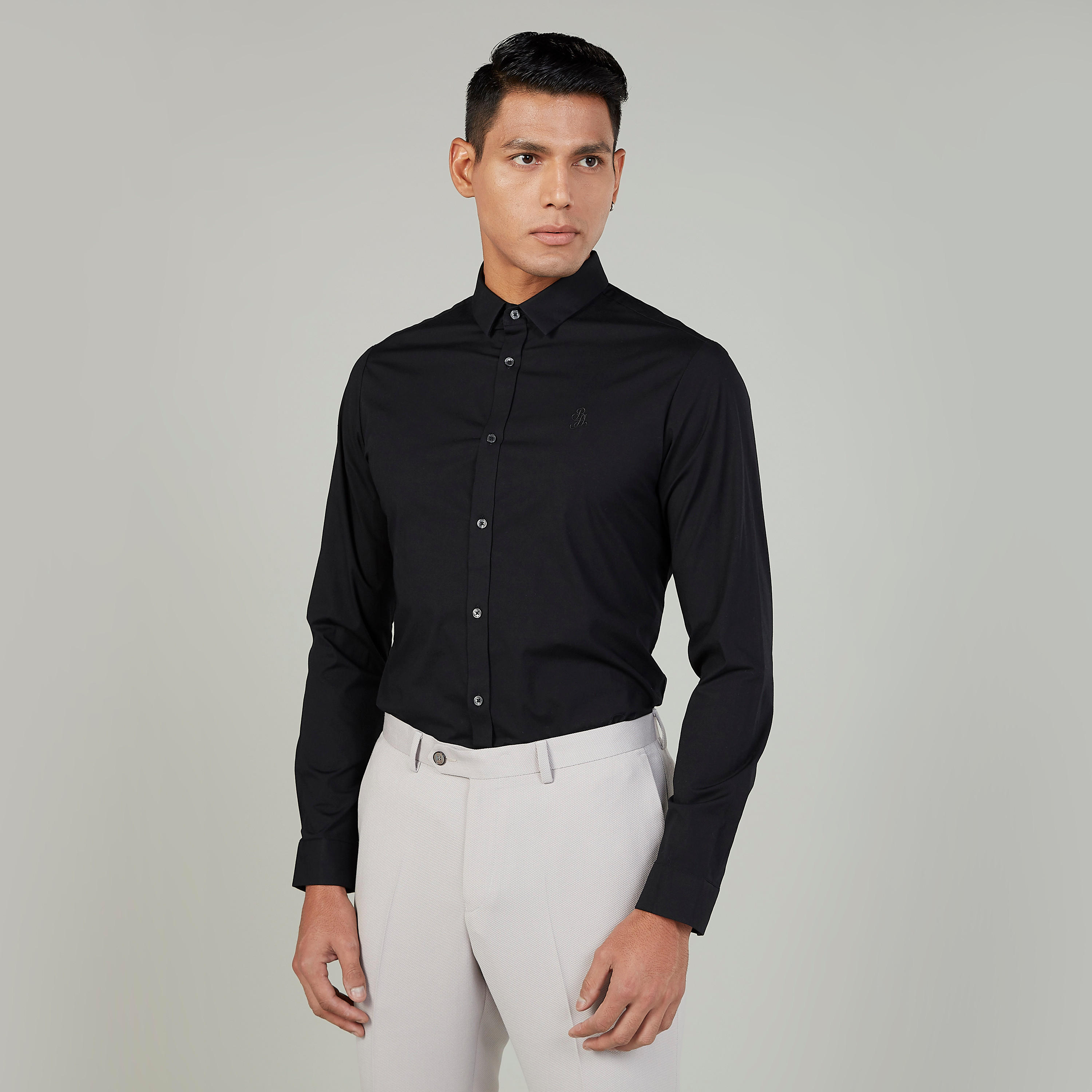 قميص رسمي سادة بياقة عاديّة وأكمام طويلة من بيينج هيومان-men-clothing-shirts-image-1
