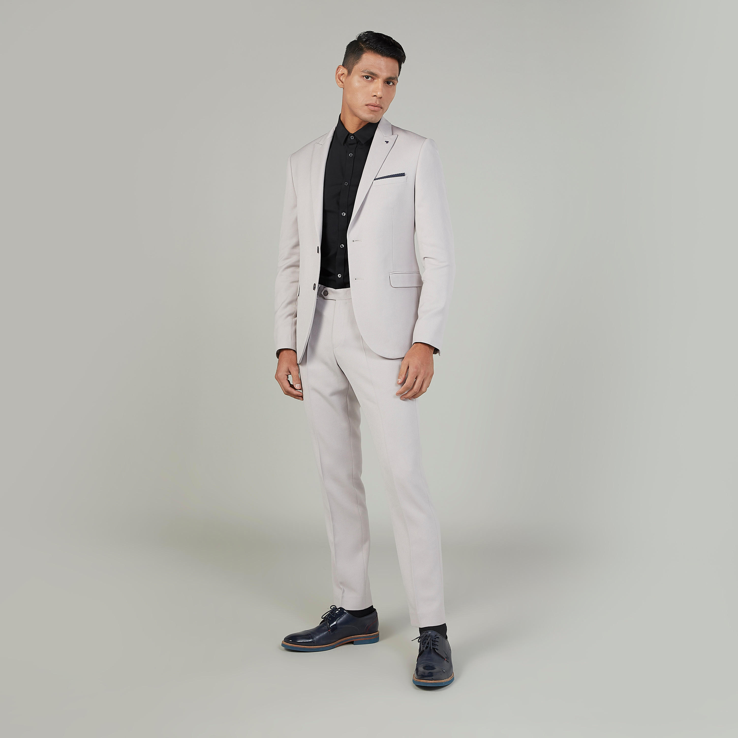 قميص رسمي سادة بياقة عاديّة وأكمام طويلة من بيينج هيومان-men-clothing-shirts-image-2