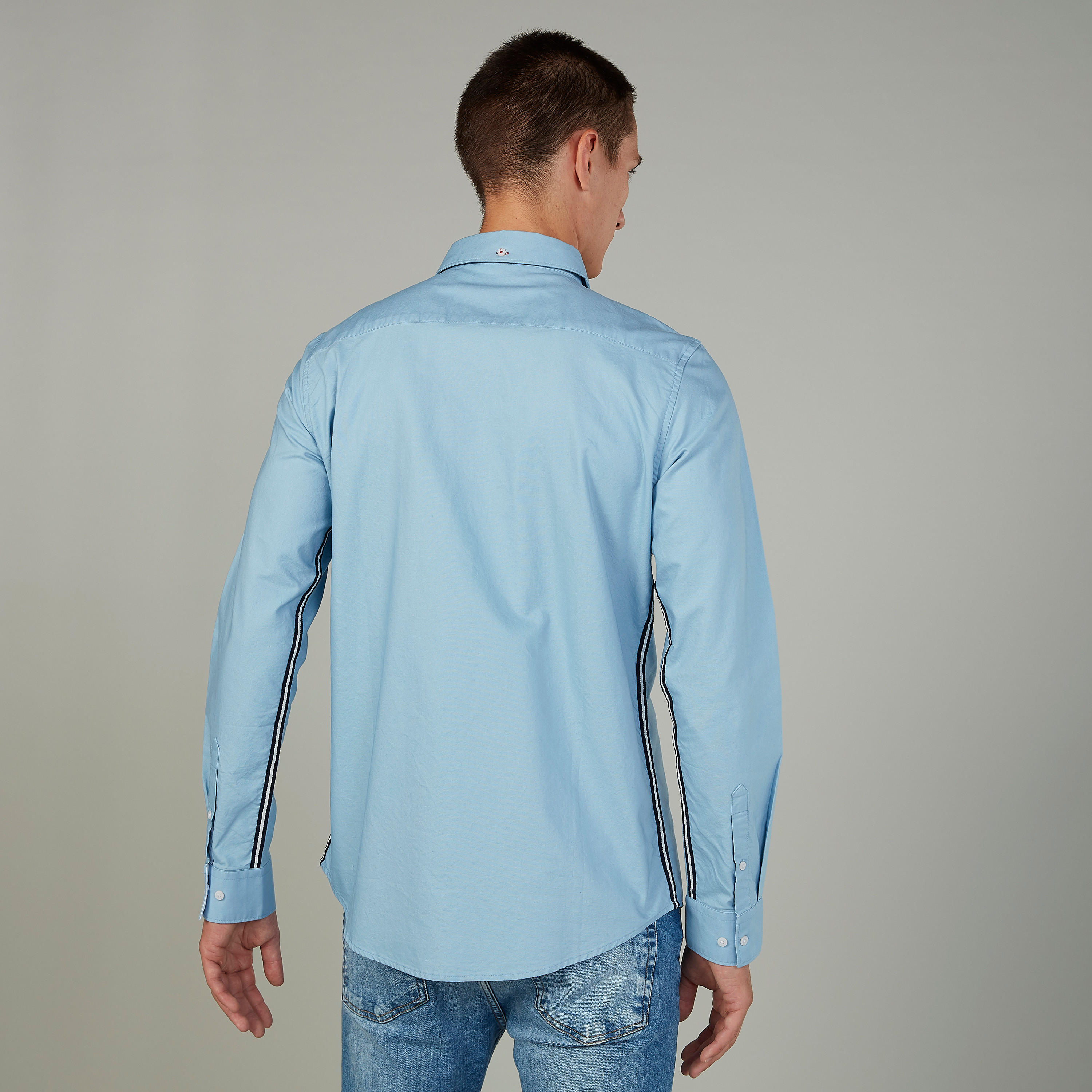 قميص سليم بارز الملمس بأكمام طويلة من بيينج هيومان-men-clothing-shirts-image-4