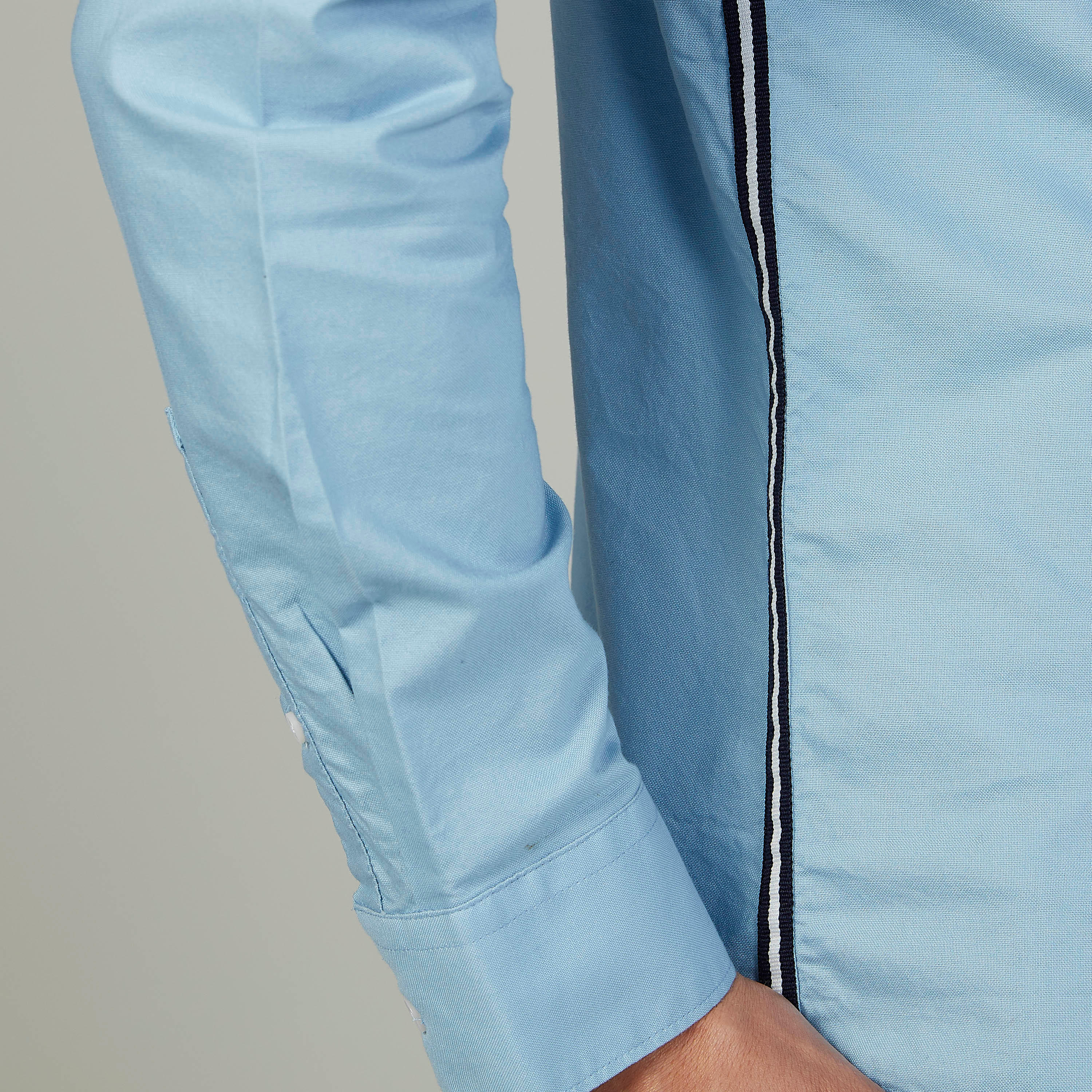 قميص سليم بارز الملمس بأكمام طويلة من بيينج هيومان-men-clothing-shirts-image-5